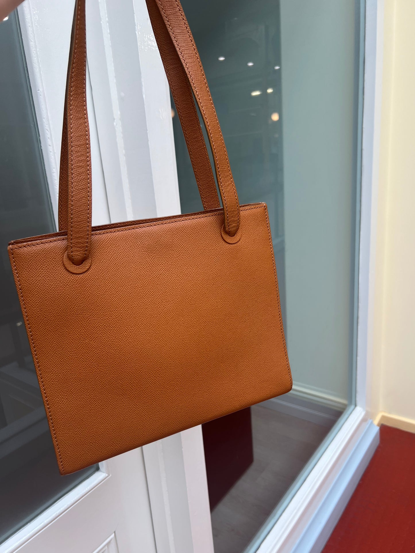 Pre-loved Chanel Caviar Shoulder Tote Bag Caramel