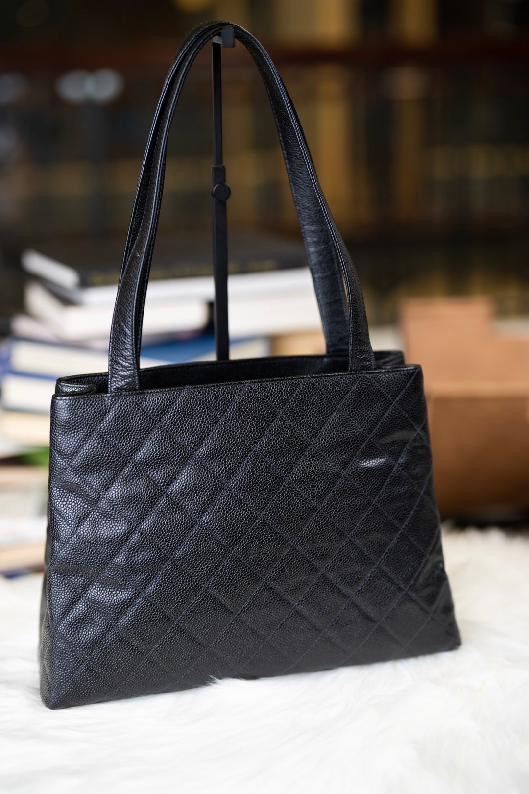 Pre-loved  Chanel Vintage Black Caviar Tote Bag Silver Hardware