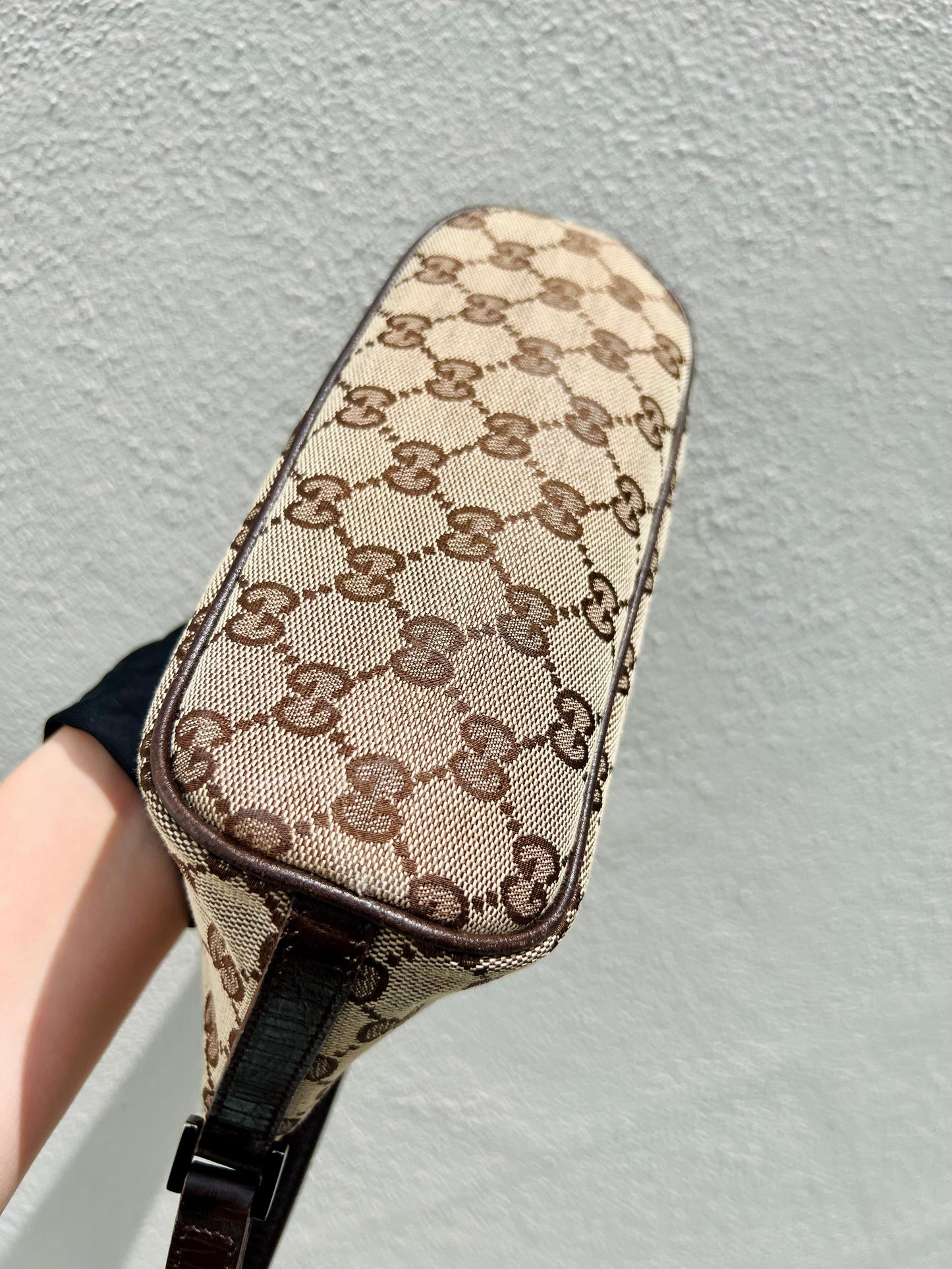Pre-loved Gucci vintage GG Canvas Boat Baguette Bag