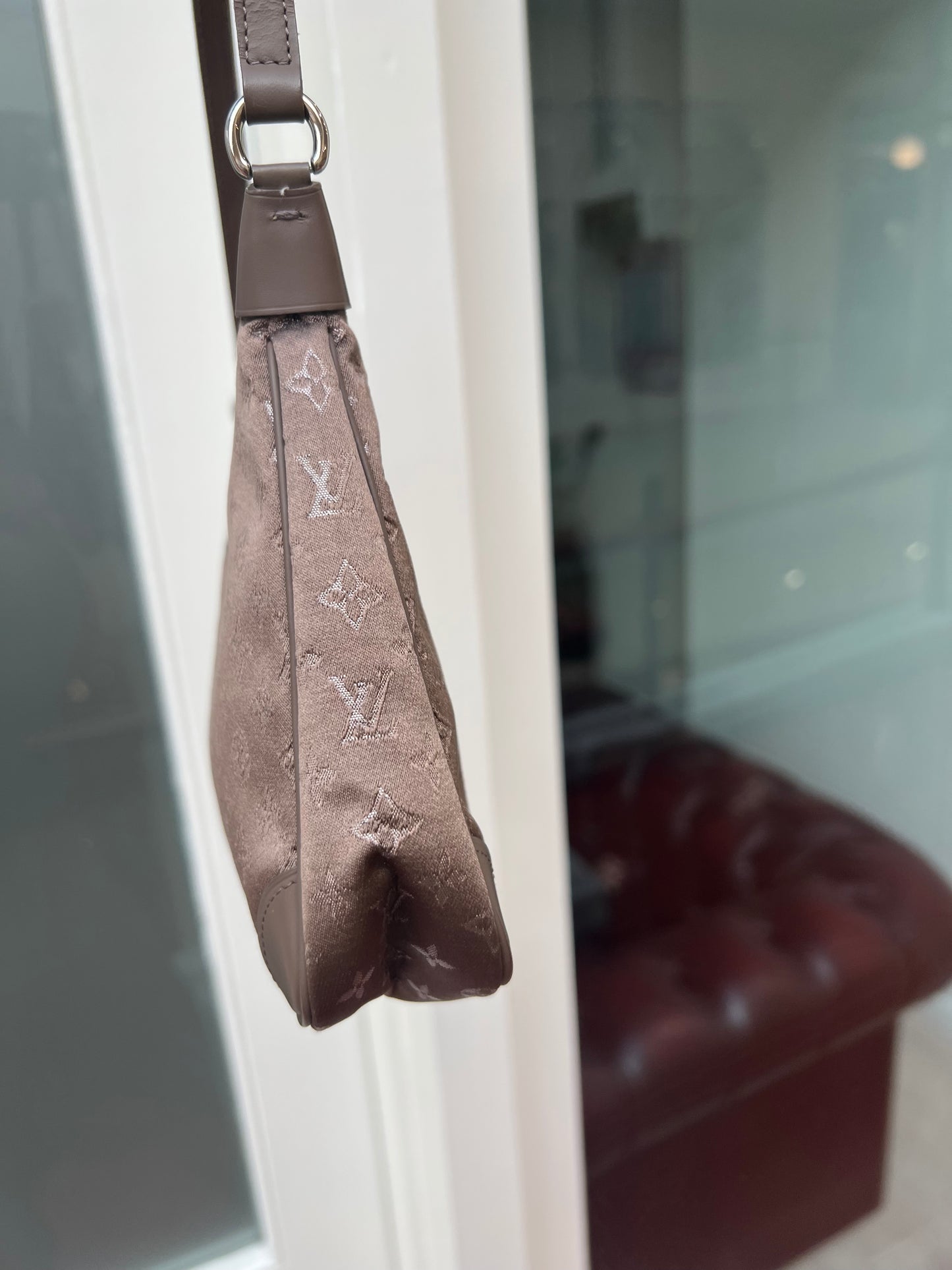 Pre-loved Louis Vuitton Mini Silk Boulogne Handbag Champagne
