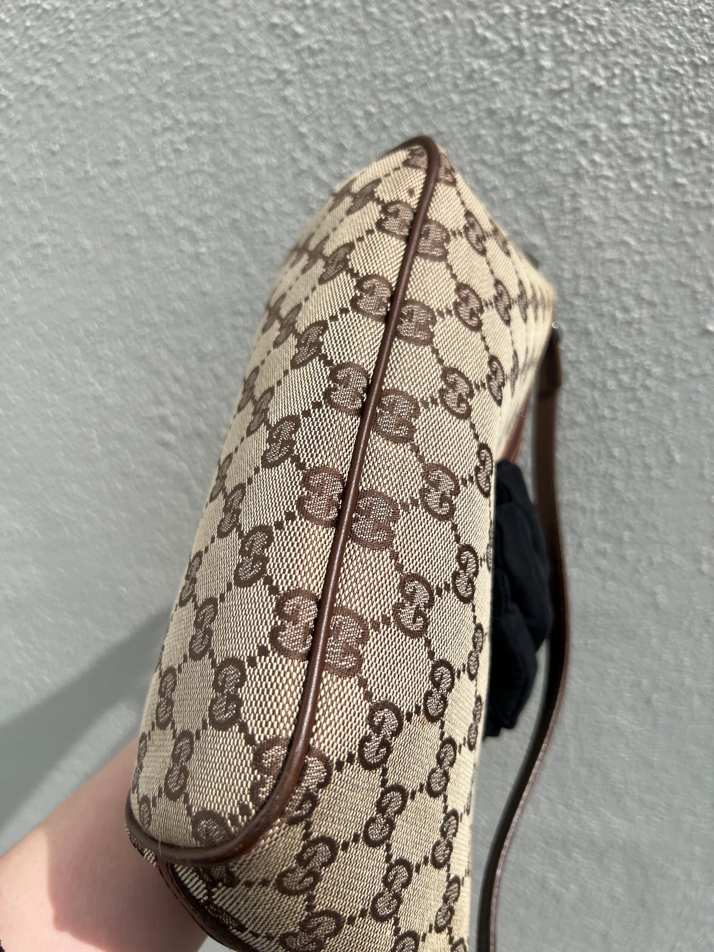 Pre-loved Gucci vintage GG Canvas Boat Baguette Bag Brown