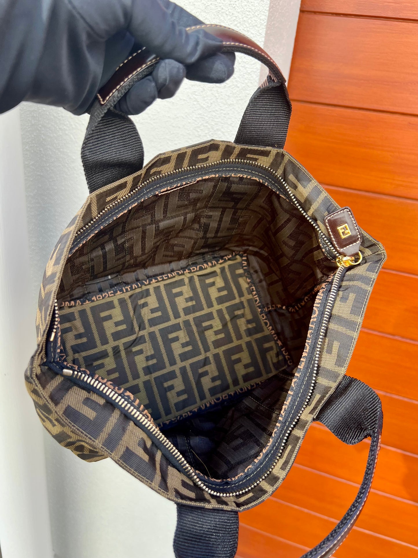 Pre-loved FENDI Zucca Canvas 1925 Tote Tobacco Hand Bag Brown