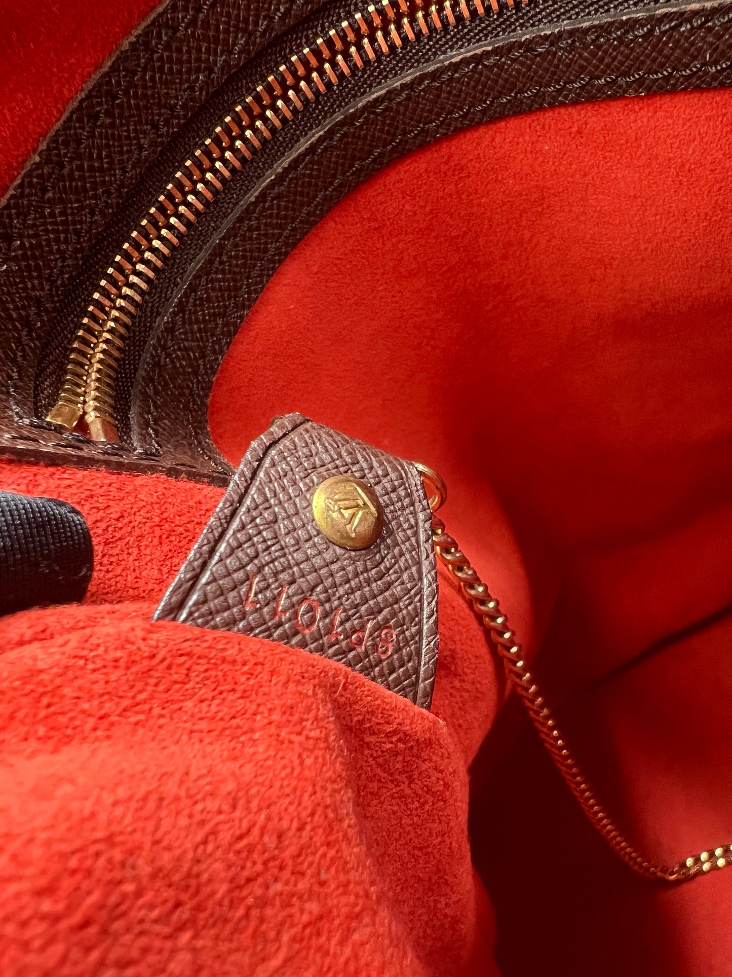 Pre-loved Louis Vuitton Damier Ebene Canvas Marais Bucket Bag 2001
