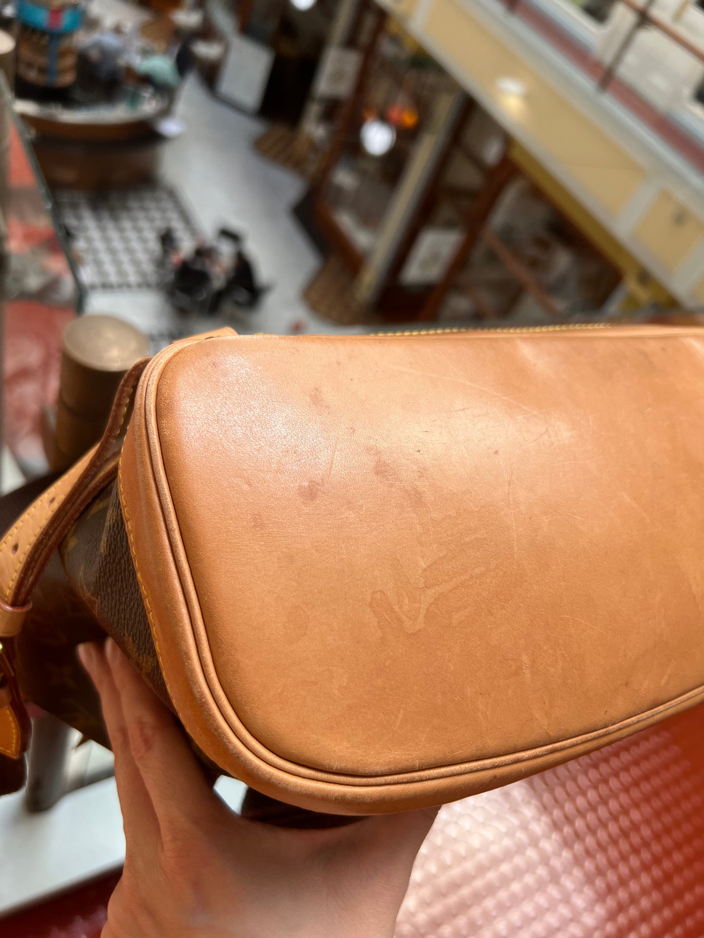 Pre-loved Louis Vuitton Backpack Monogram Montsouris GM Brown Men's Women's 2000