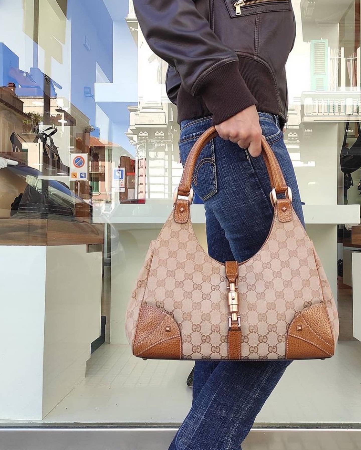 Pre-Loved Gucci GG Canvas Nailhead Jackie Bardot