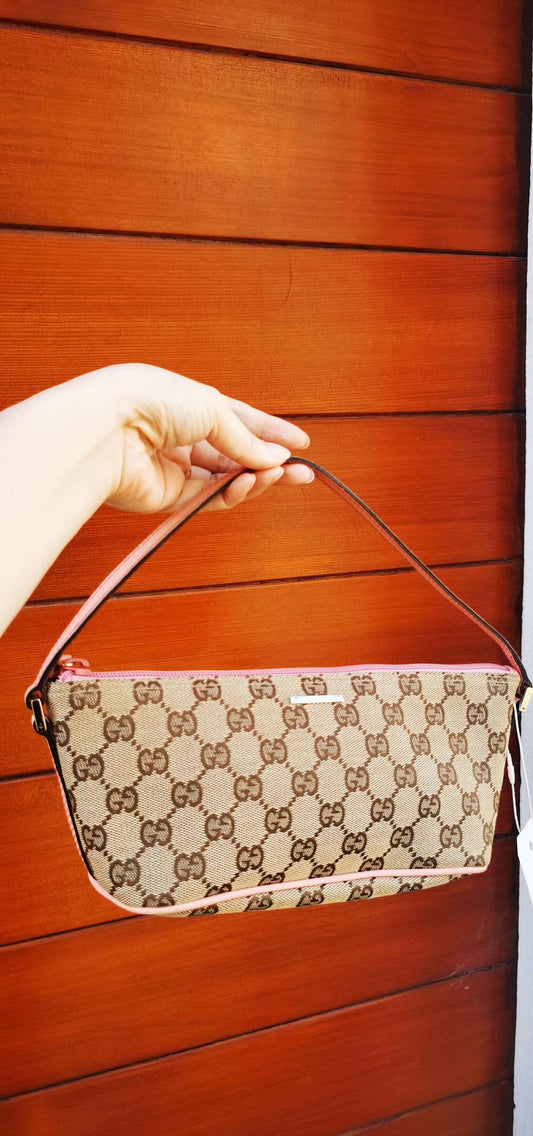 Pre-loved Gucci vintage GG Canvas Boat Baguette Bag Pink