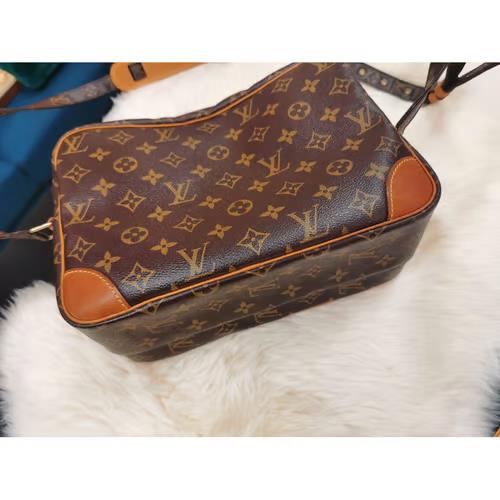 Pre-loved Louis Vuitton Vintage Nile Cloth Crossbody Bag Monogram