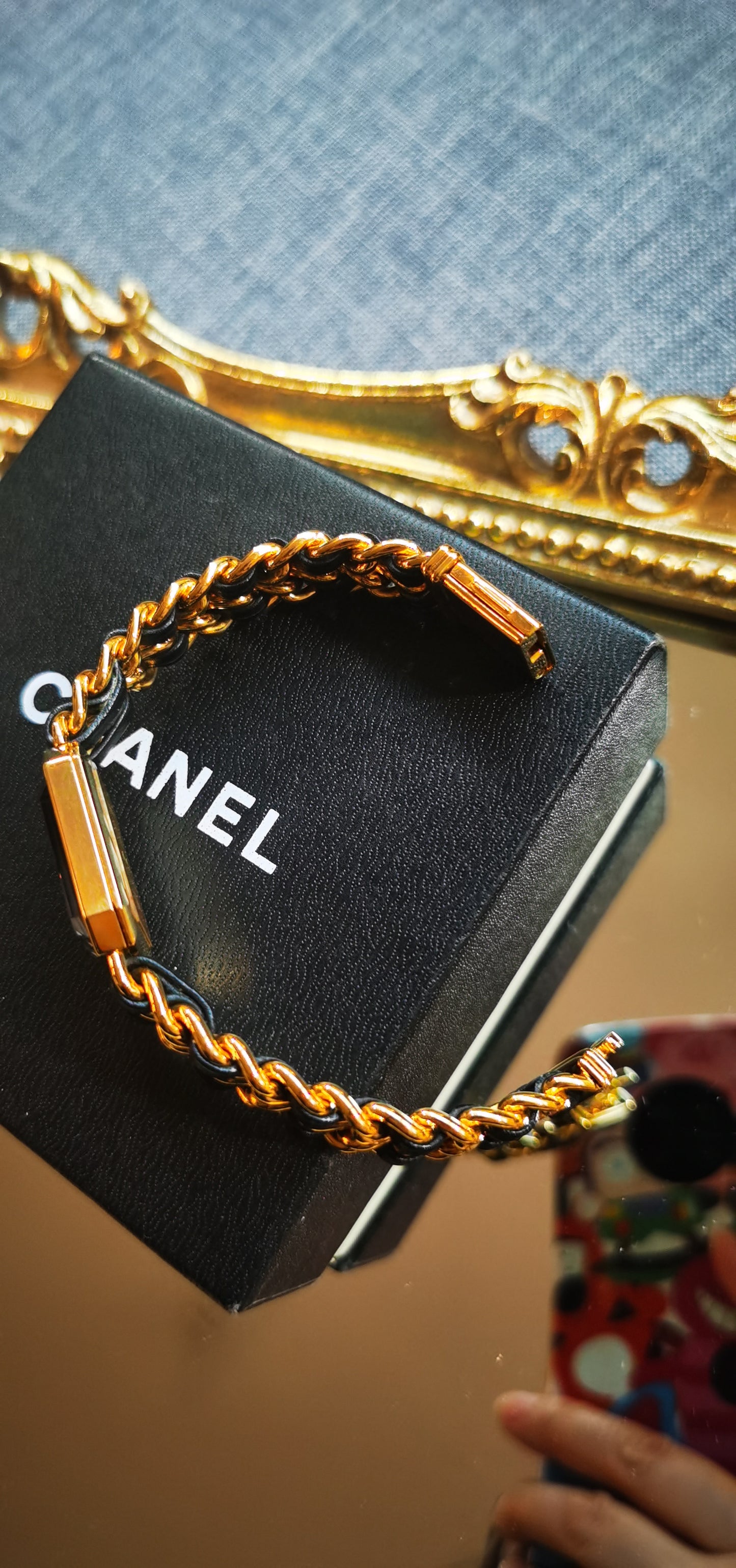 Pre-loved Chanel Vintage PREMIÈRE Watch size M