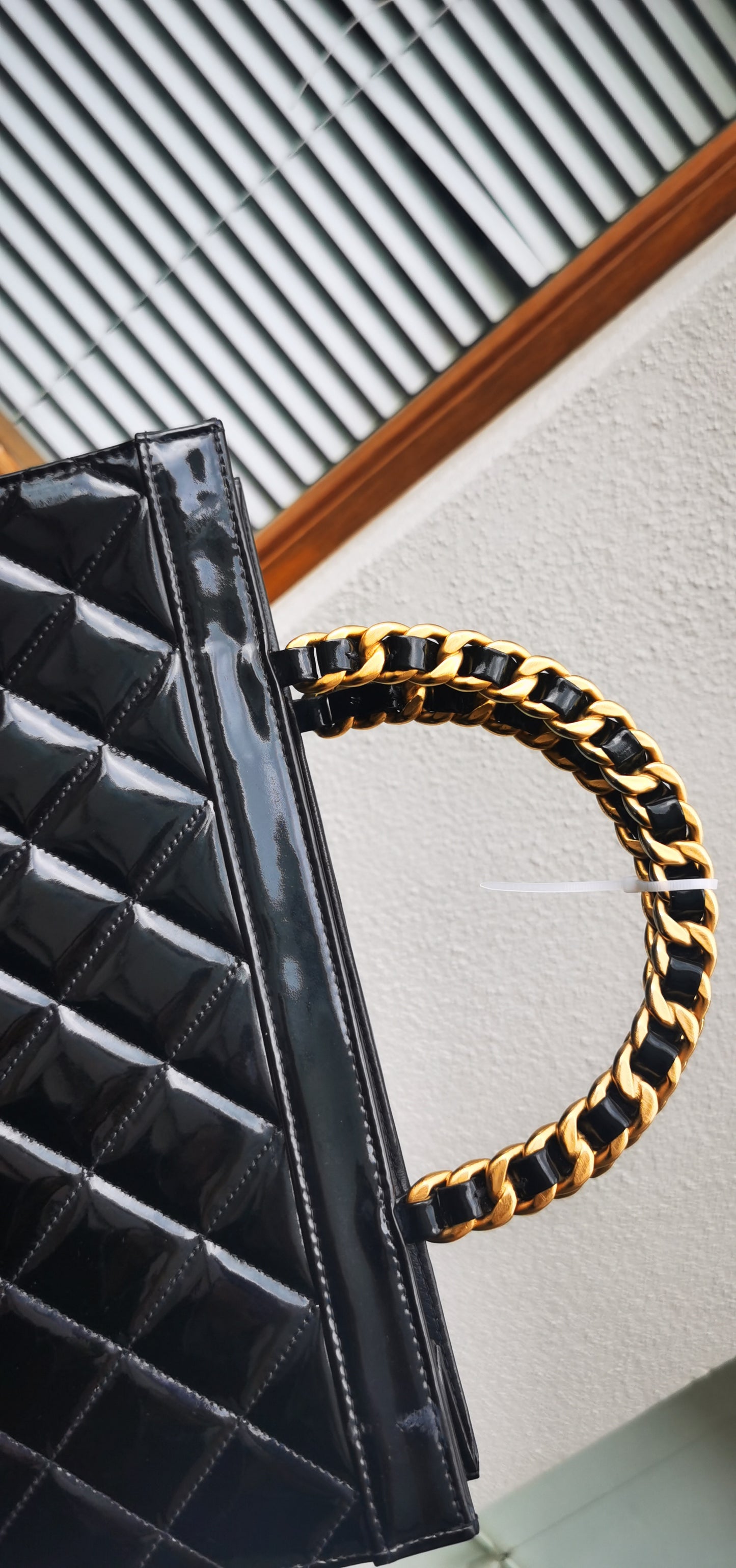 Pre-loved Chanel Vintage Patent Leather Handbag Black
