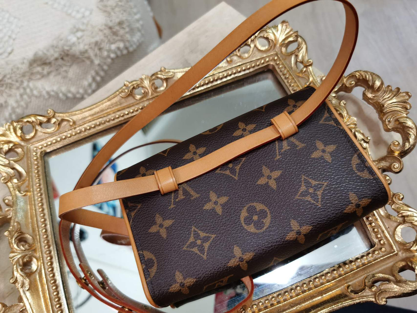 Pre-loved Louis Vuitton Vintage Pochette Florentine Belt Bag Monogram