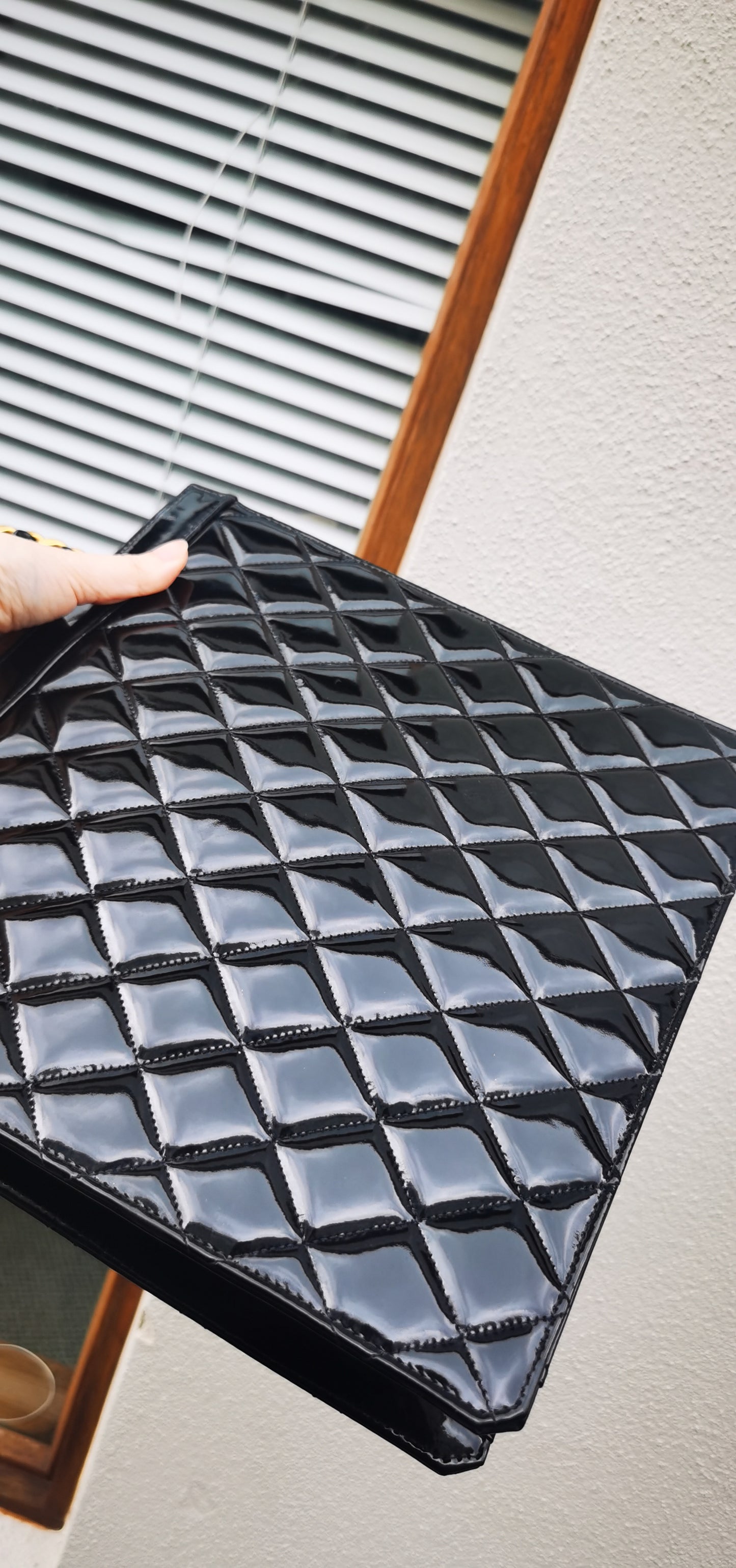 Pre-loved Chanel Vintage Patent Leather Handbag Black