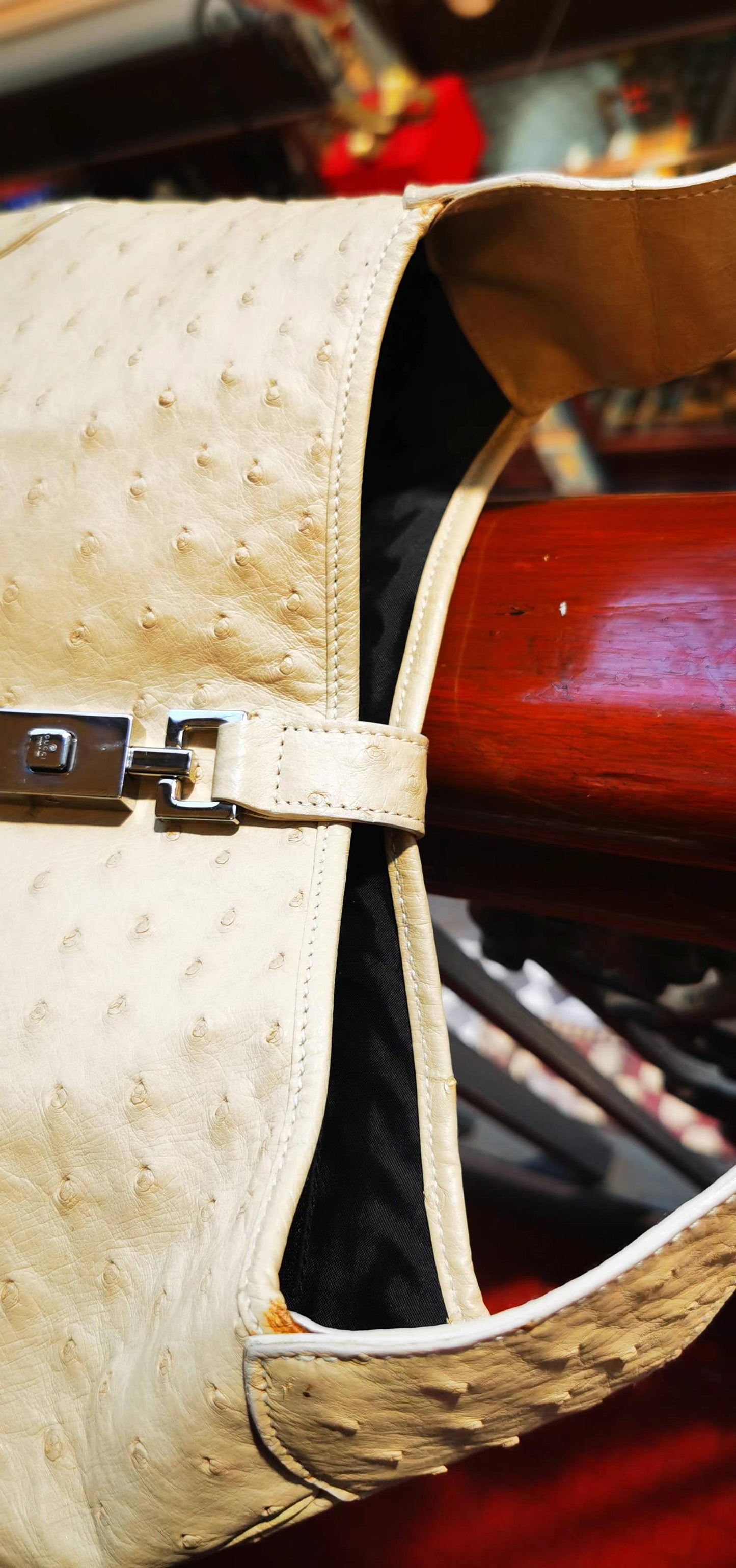 Pre-loved Gucci Vintage Ostich Skin Jackie Bag