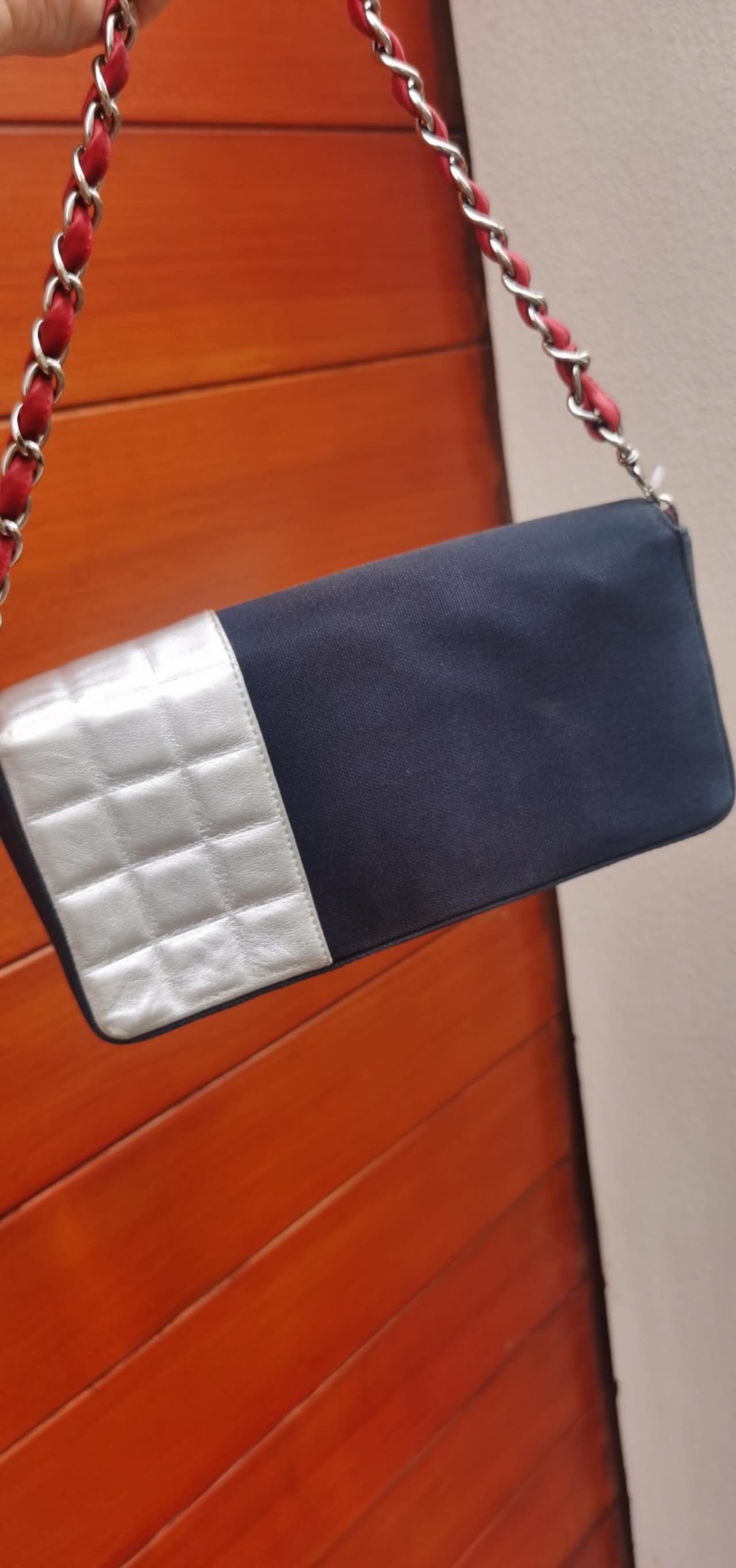 Pre-loved Chanel Vintage Shoulder Bag Jean 2000s
