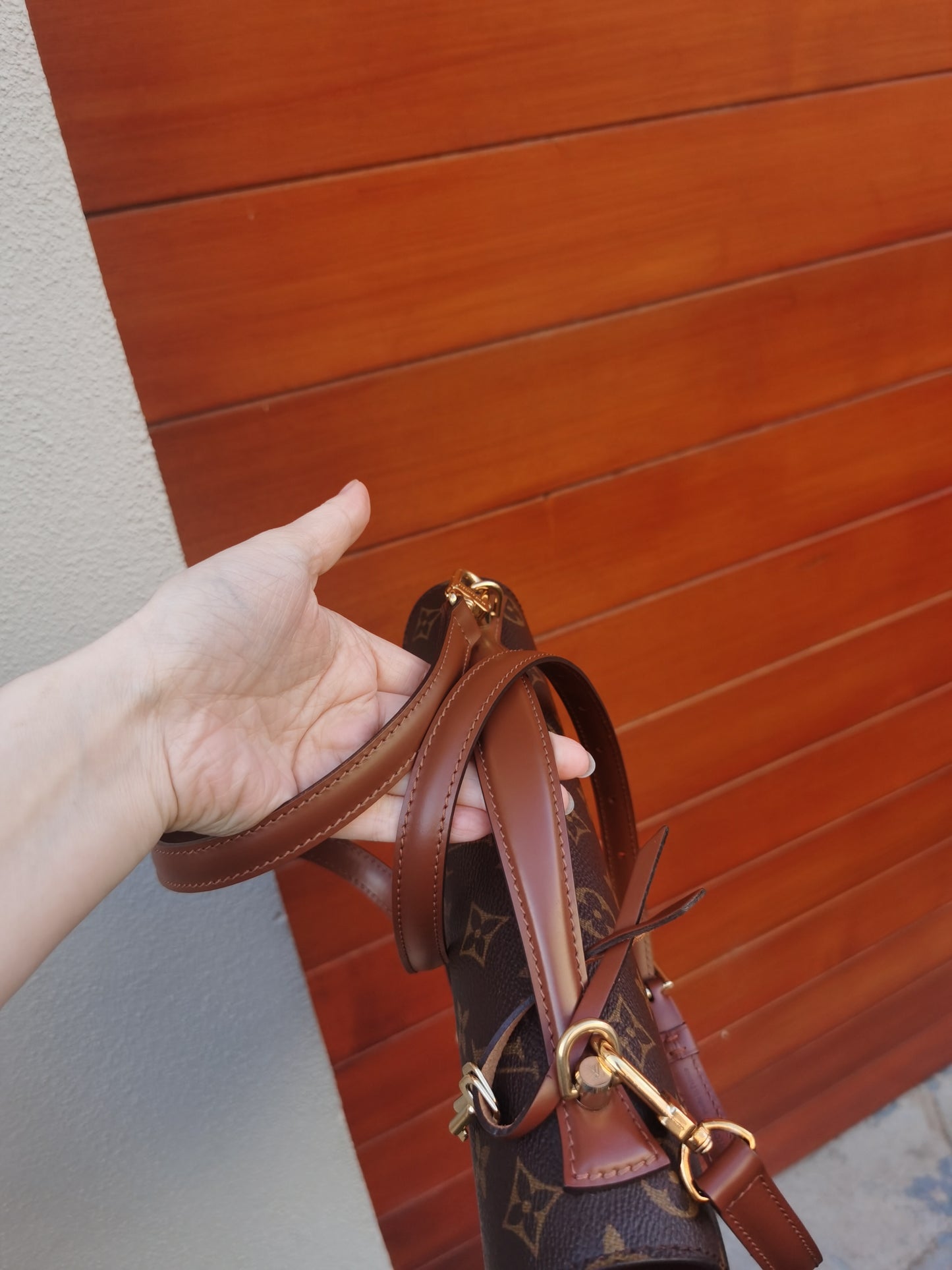 Pre-loved Louis Vuitton Vintage Monceau Crossbody Bag Monogram