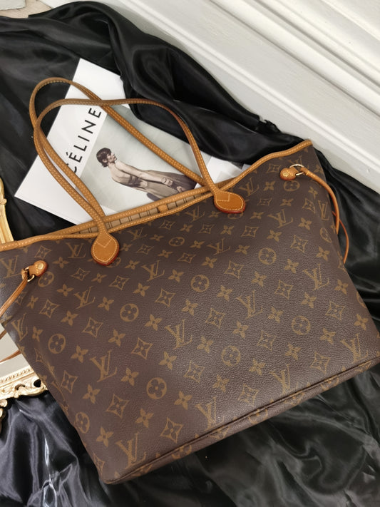 Pre-loved Louis Vuitton Neverfull Leather Tote MM Monogram
