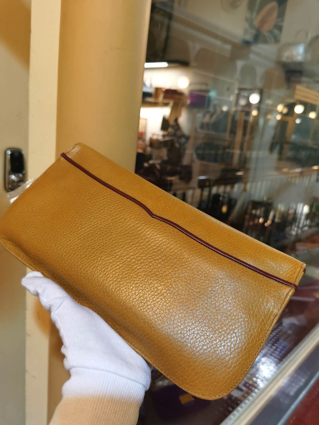 Pre-loved Cartier Vintage Leather Clutch Handbag