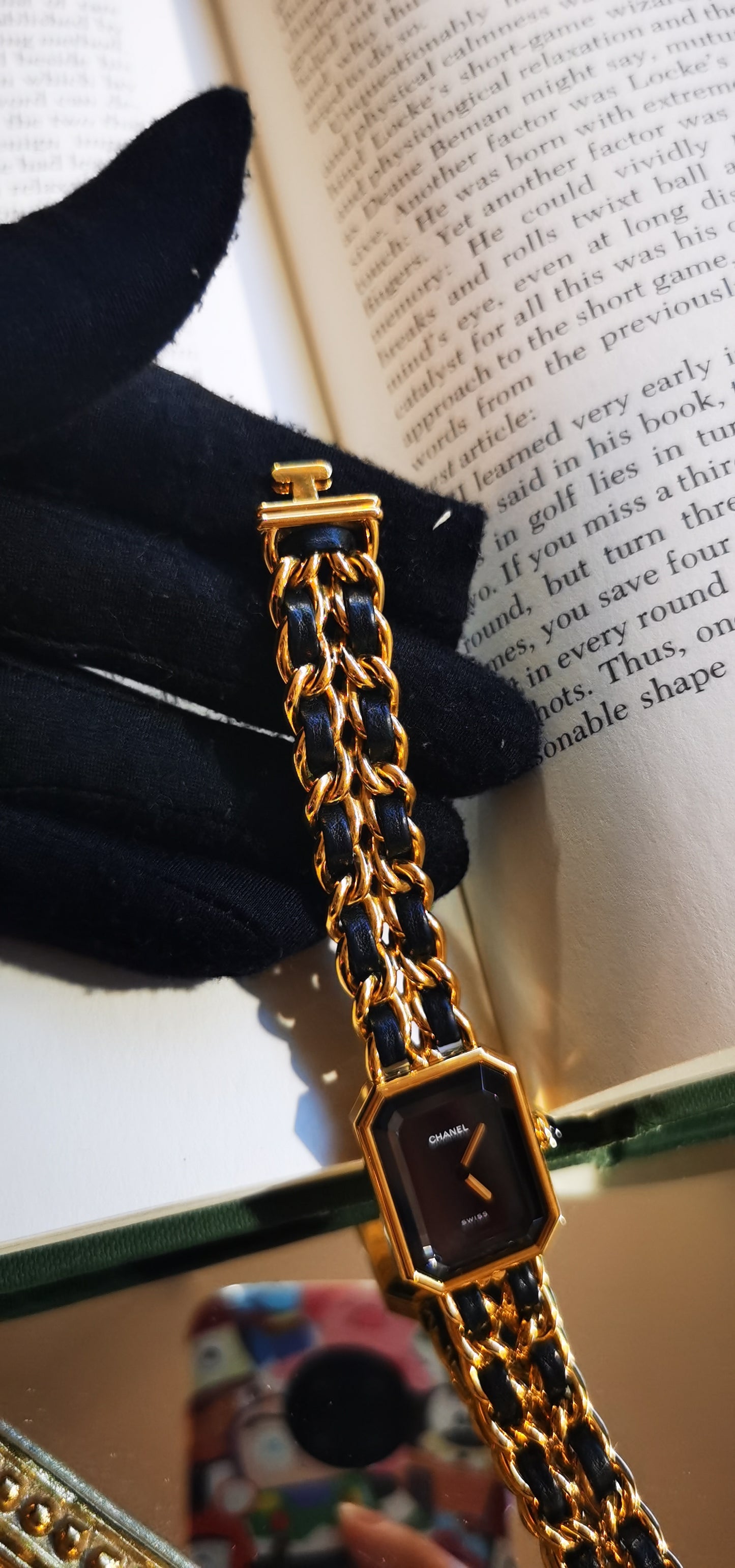 Pre-loved Chanel Vintage PREMIÈRE Watch size M