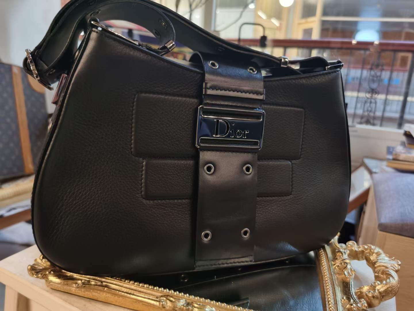 Pre-loved Christian Dior Vintage Columbus Leather Handbag