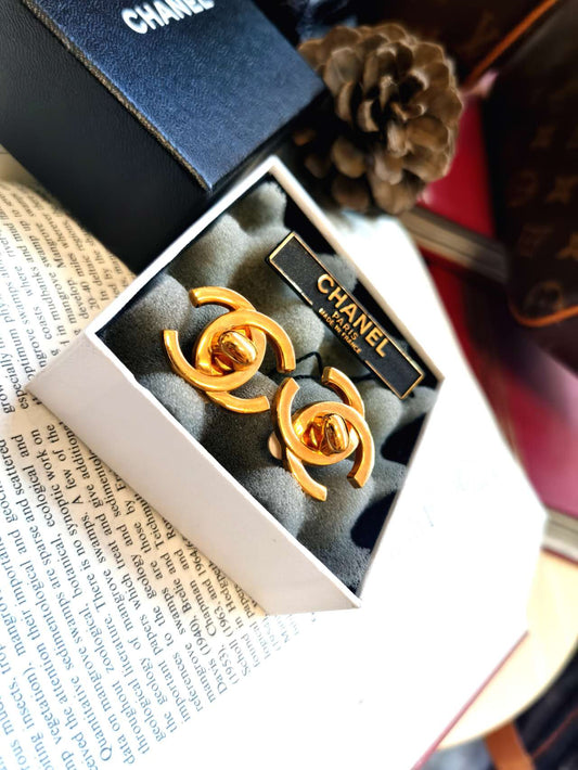 Pre-loved Chanel Vintage 1990s CC Lock Clicp-on Earrings