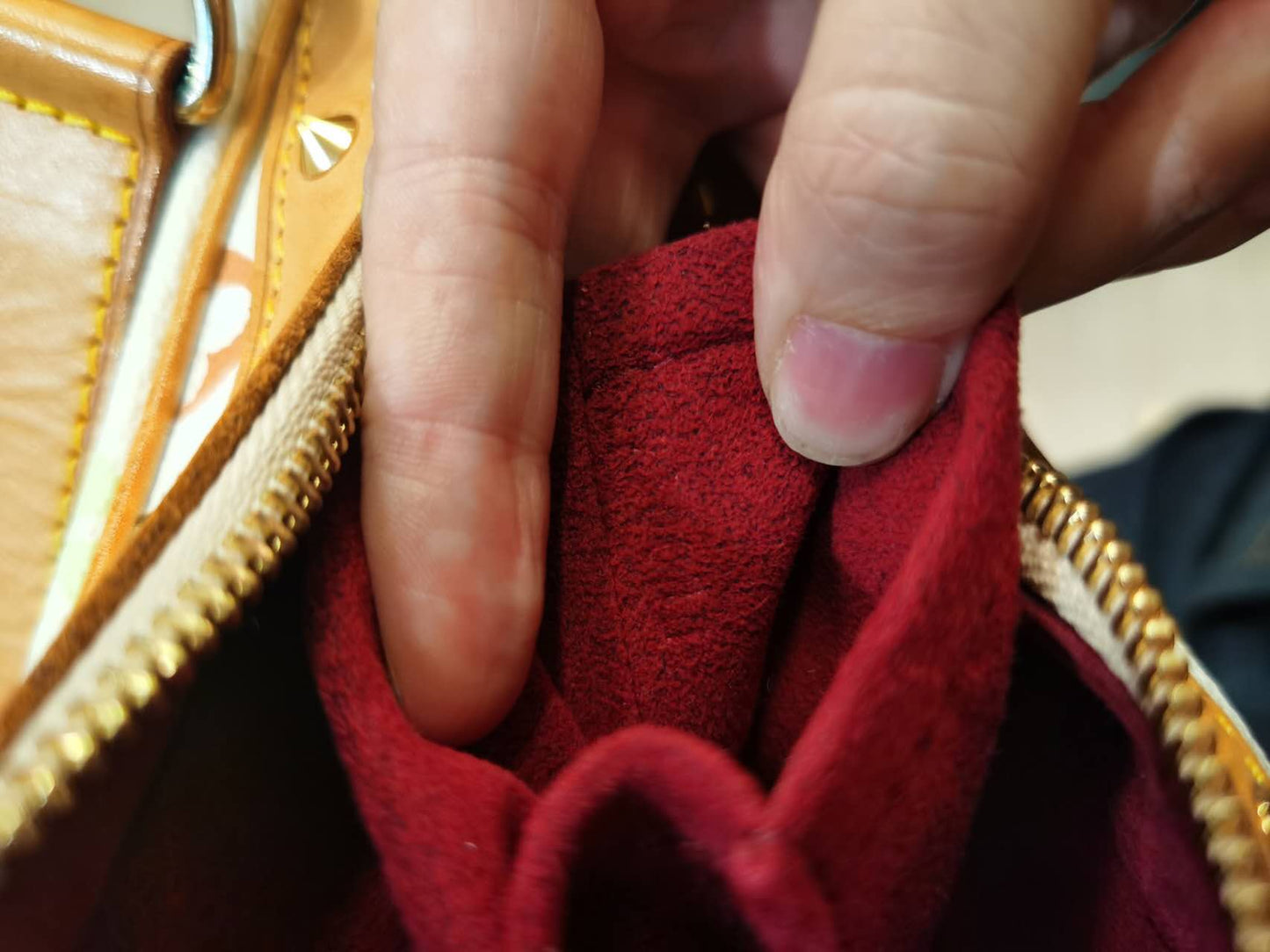 Pre-loved Louis Vuitton x Murakami Limited Edition Monogram Multicolor Boulogne Bag