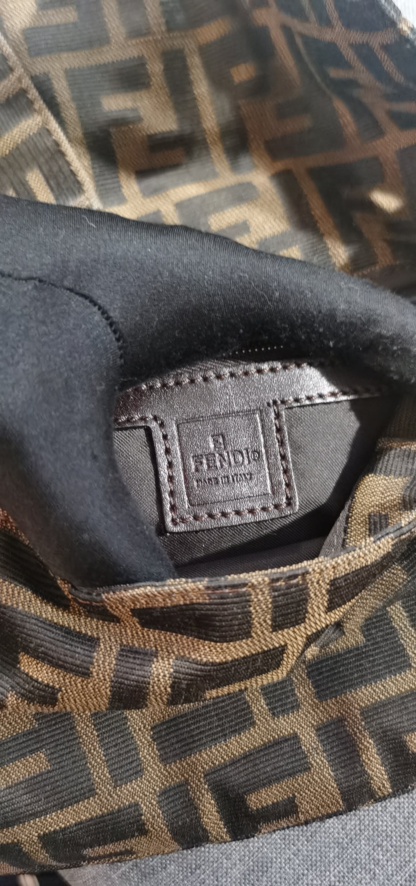 Pre-loved  Fendi Vintage Zucca Baguette Handbag