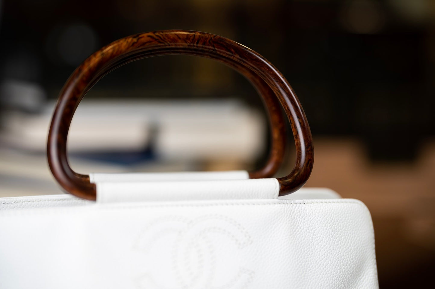 Pre-loved Chanel Vintage White Caviar Wood Handbag