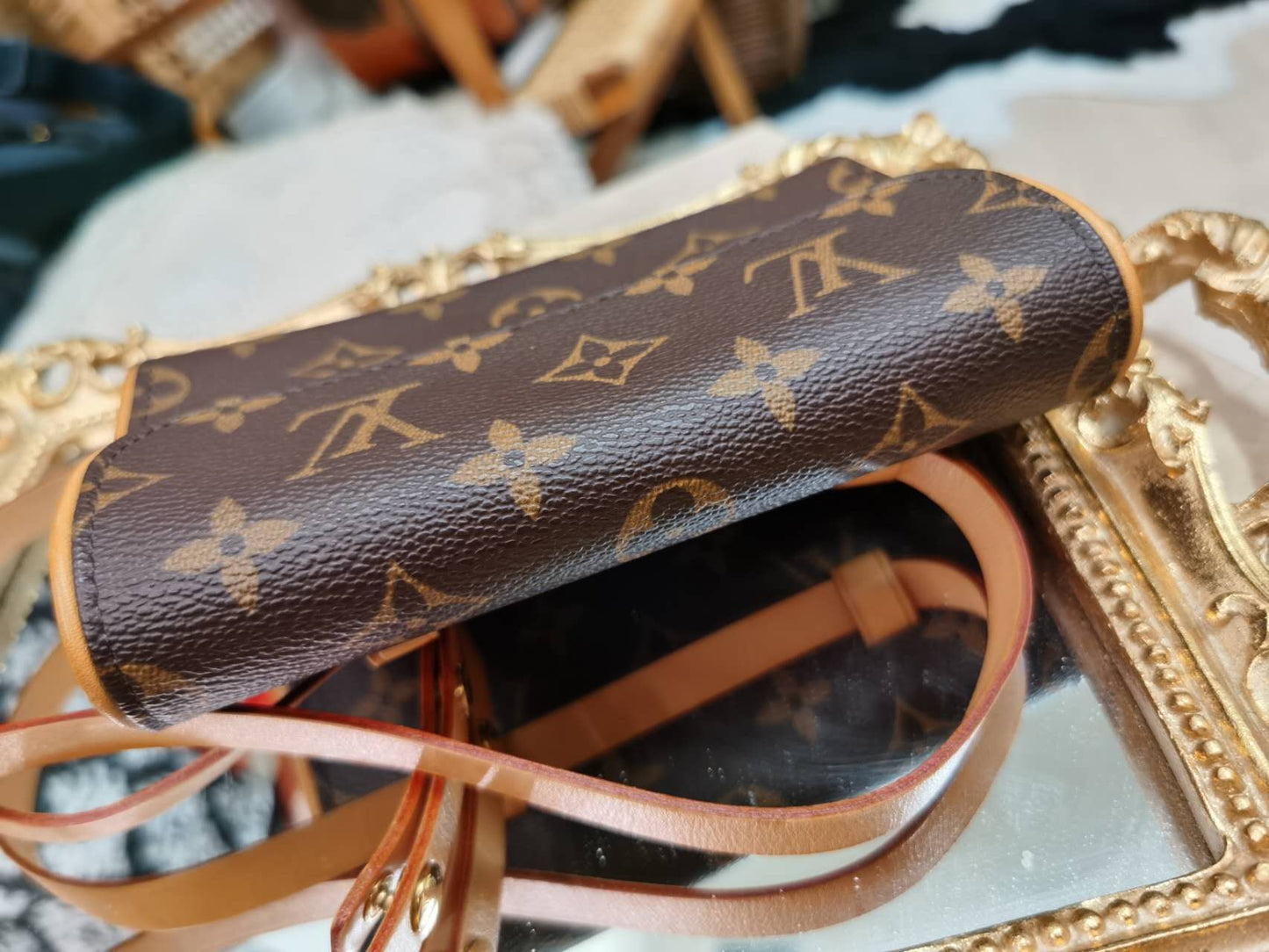 Pre-loved Louis Vuitton Vintage Pochette Florentine Belt Bag Monogram