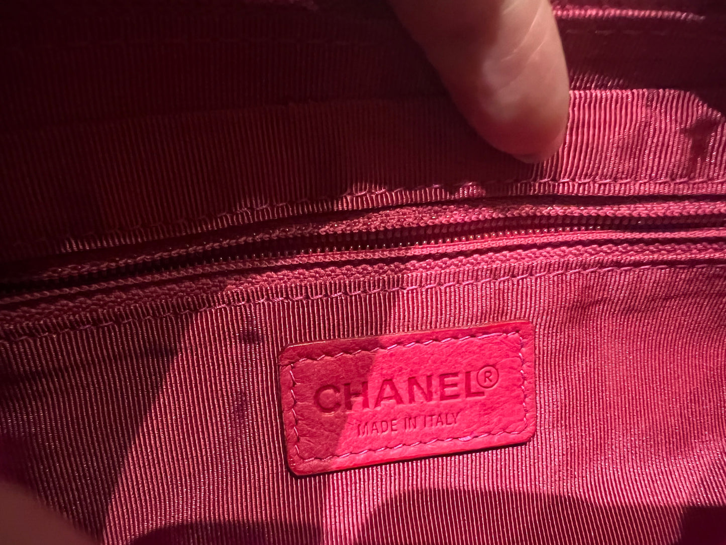 Pre-loved Chanel Fuchsia Pink Rabbit Fur Chain Shoulder Bag