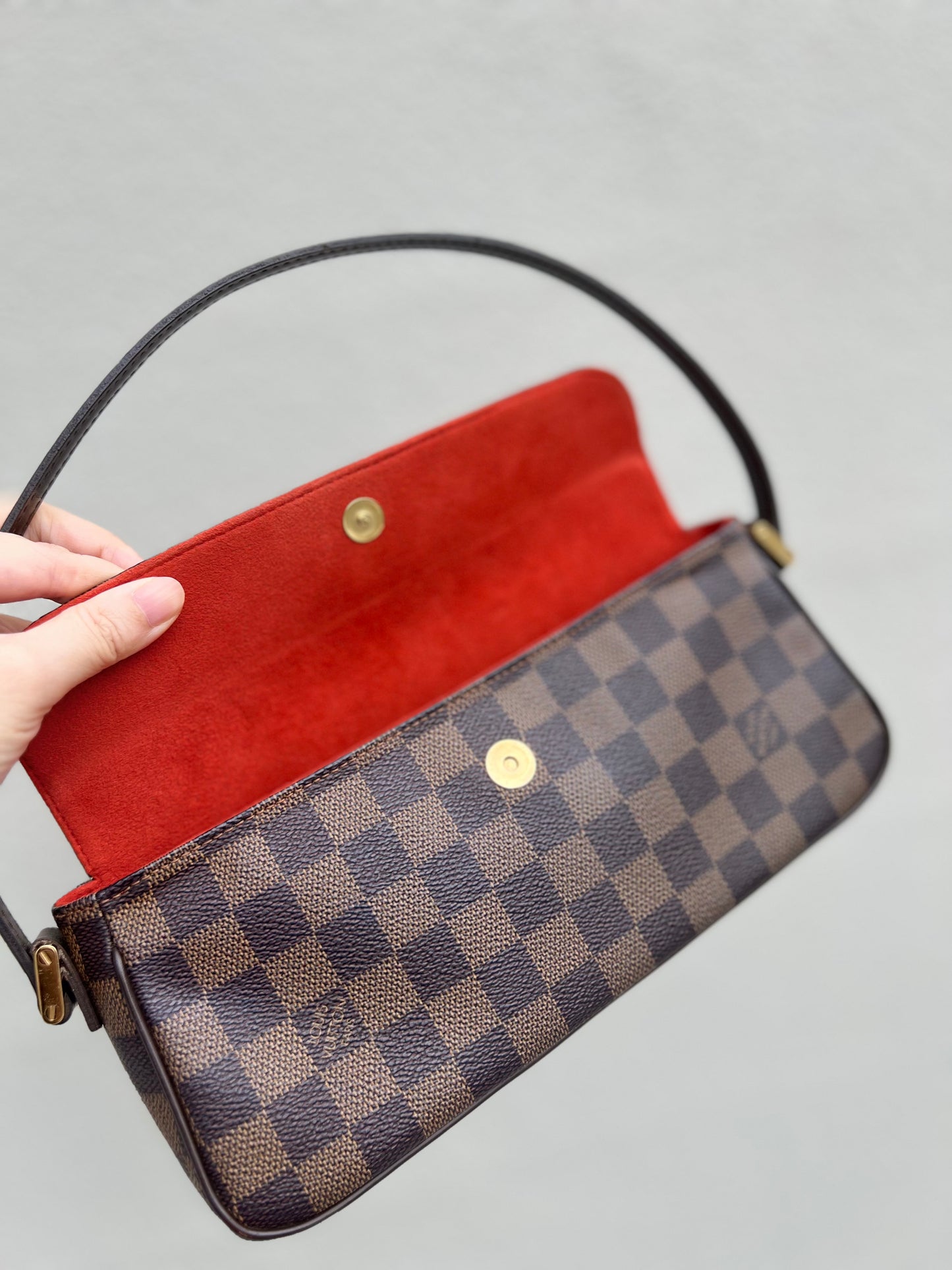 Pre-loved Louis Vuitton Damier Ebene Recoleta Shoulder Bag 2003