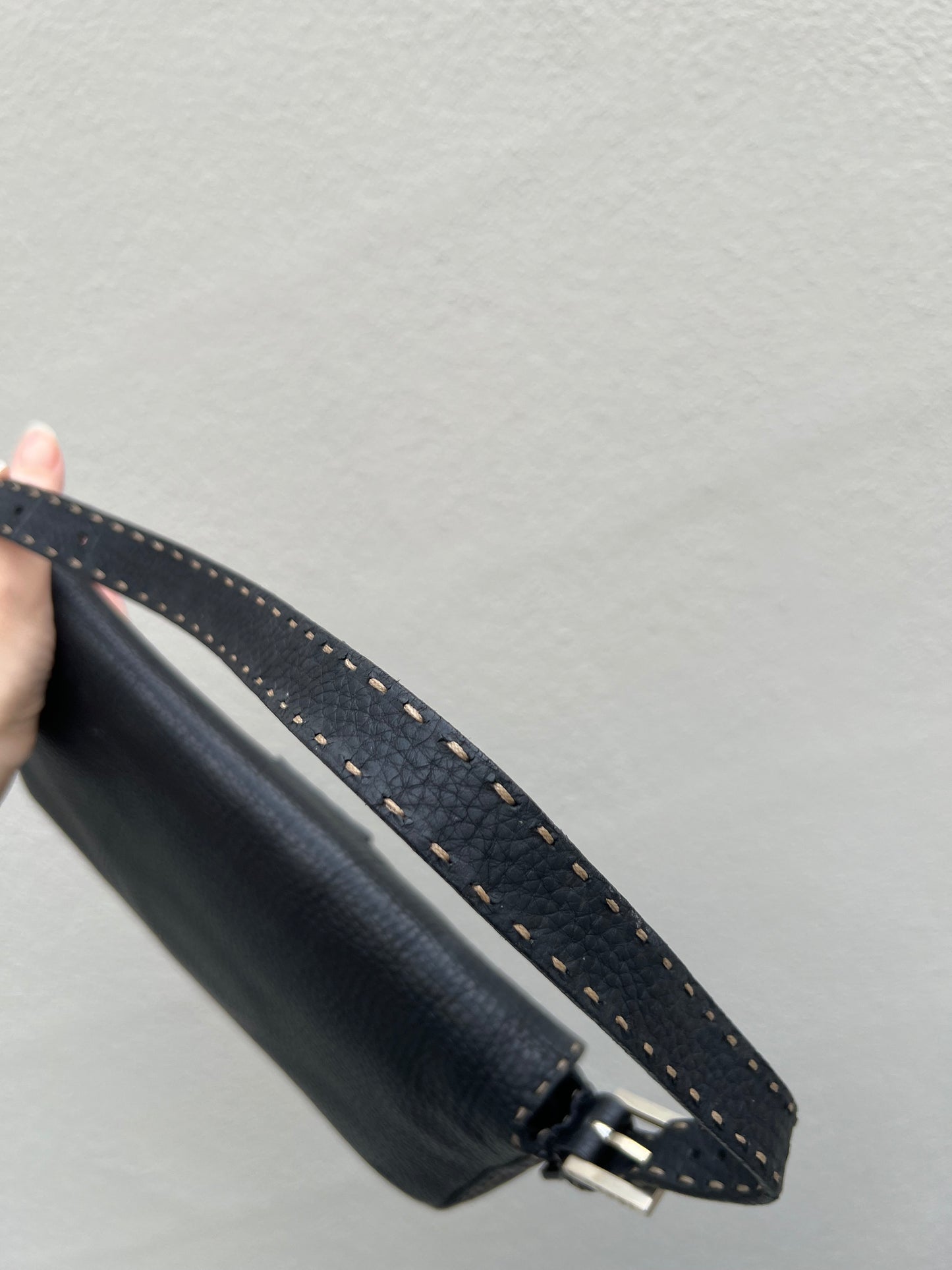 Pre-loved Fendi Baguette Black Cuoio Romano Leather Selleria with Sterling Silver Hardware