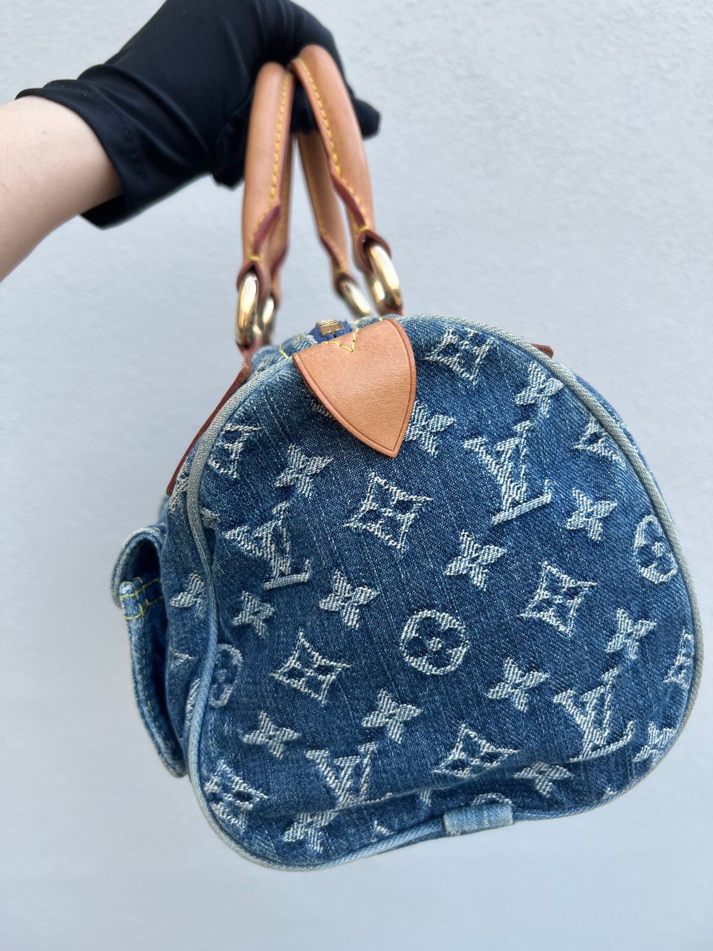 Pre-loved Louis Vuitton Blue Monogram Denim Neo Speedy Handbag 2005