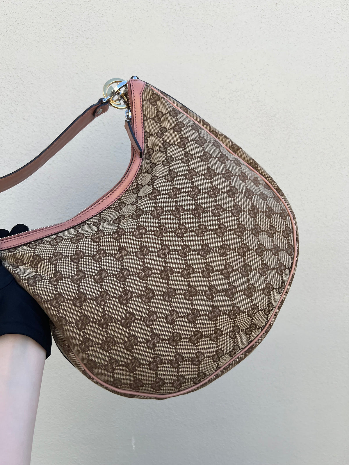 Pre-loved Gucci Beige/Pink GG Canvas Twins Medium Hobo Bag