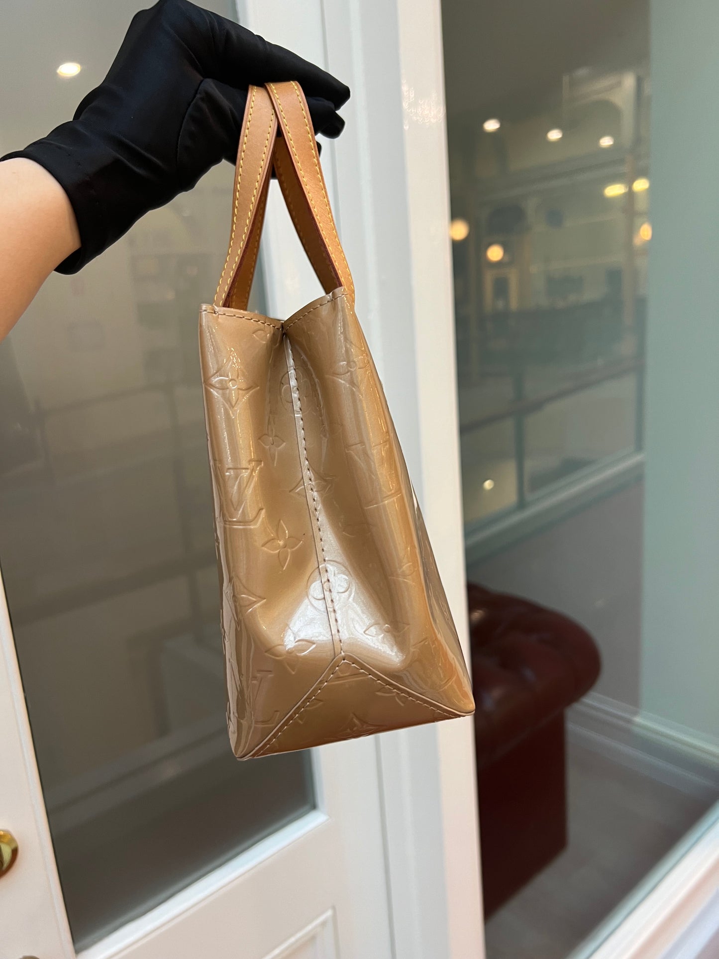 Pre-loved Louis Vuitton Reade PM Champagne Tote Bag 2006
