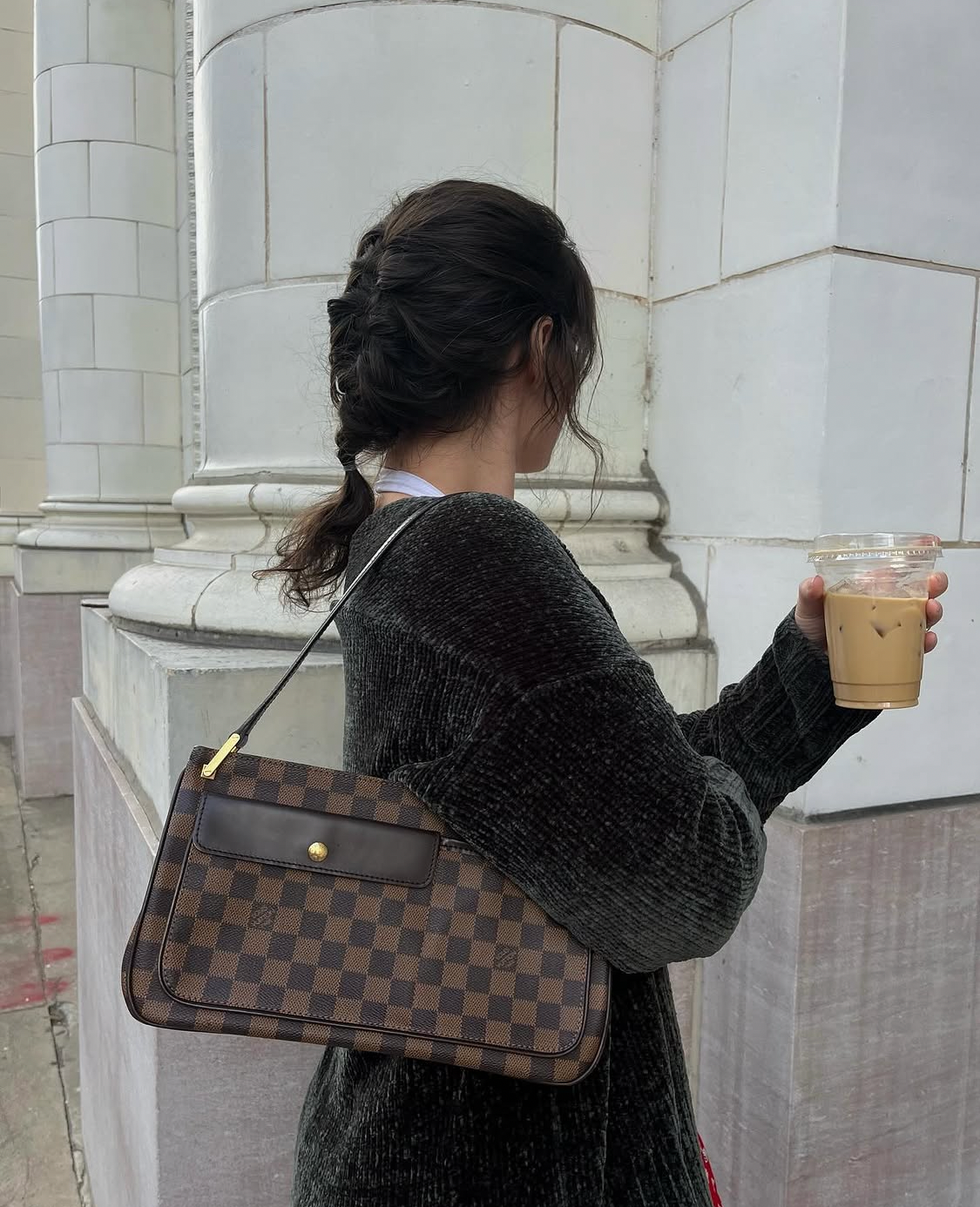 Pre-loved Louis Vuitton Damier Ebene Aubagne Shoulder Bag