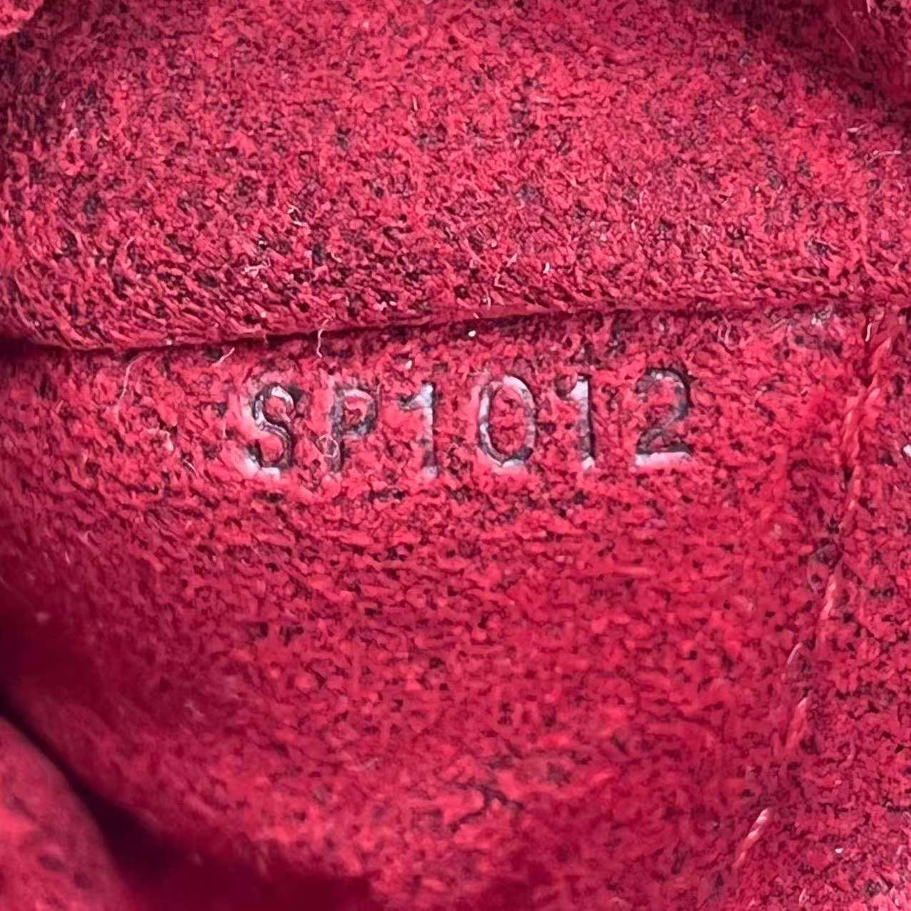 Pre-loved Louis Vuitton Pochette Croissant Shoulder Bag PM Monogram