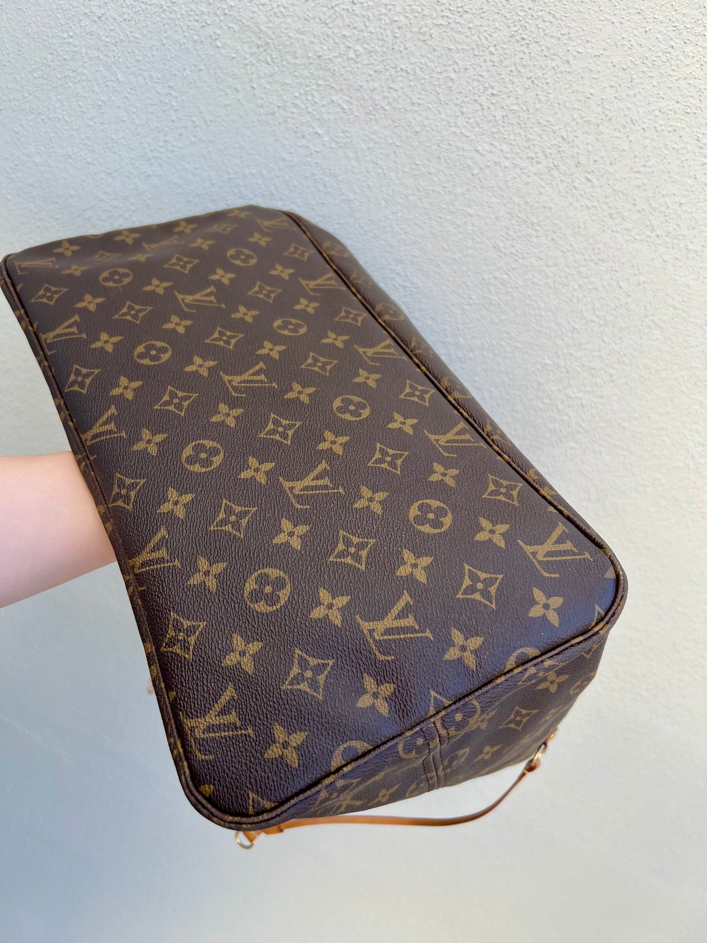 Pre-loved Louis Vuitton Neverfull Leather Tote GM Monogram 2009