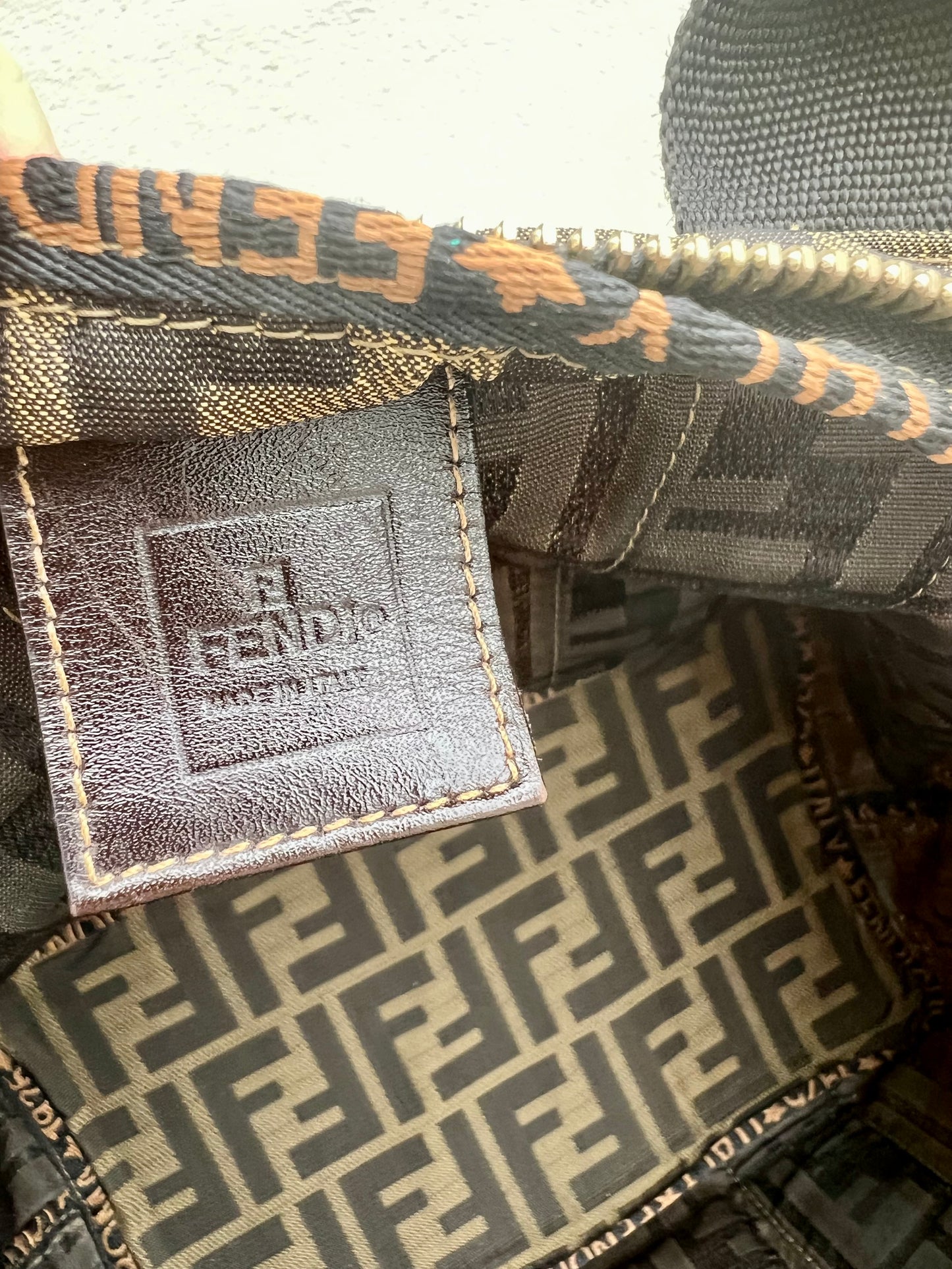 Pre-loved FENDI Zucca Canvas 1925 Tote Tobacco Hand Bag Brown