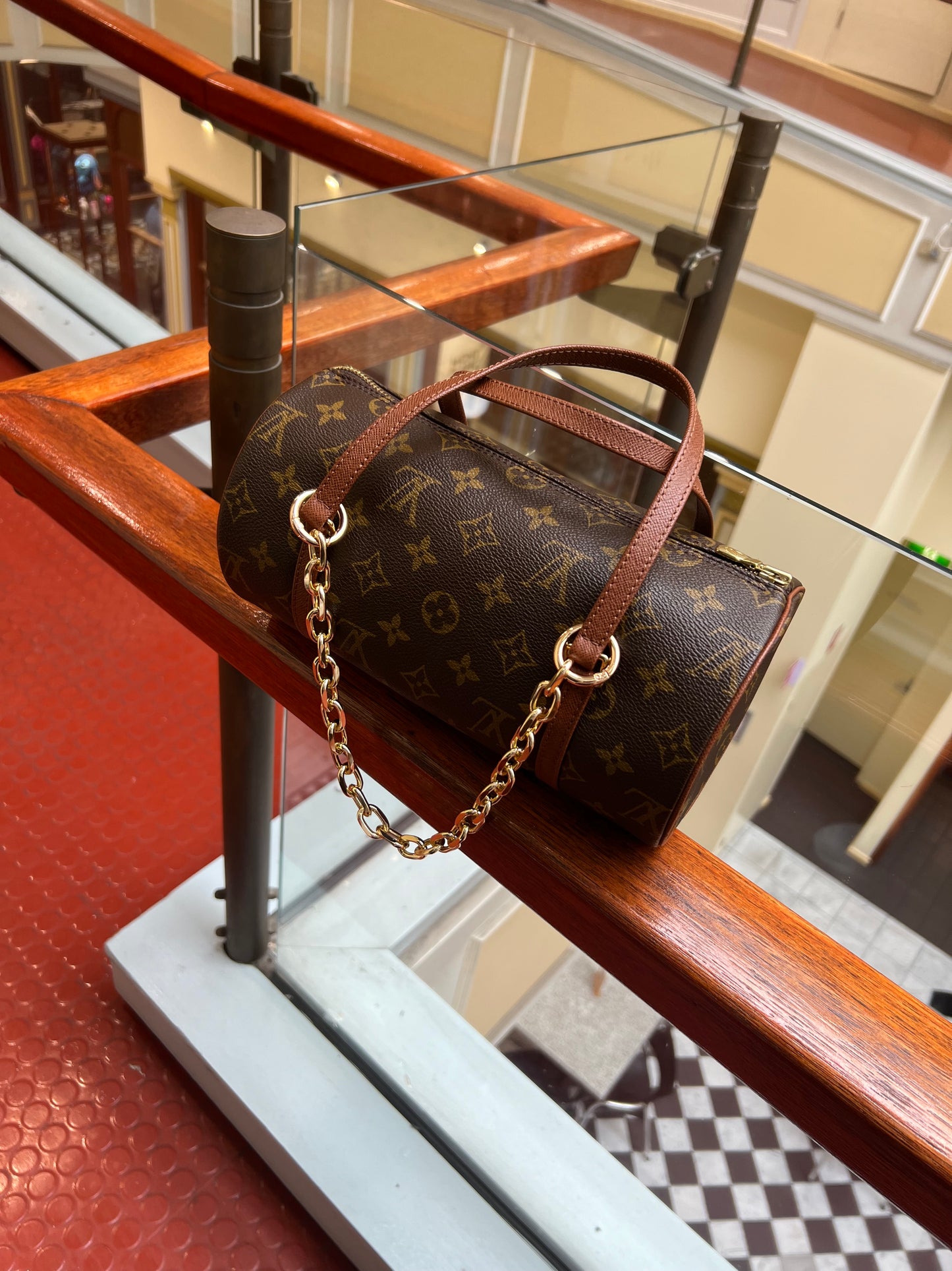 Pre-loved Louis Vuitton Brown Monogram Canvas Papillon 26cm Handbag 1999