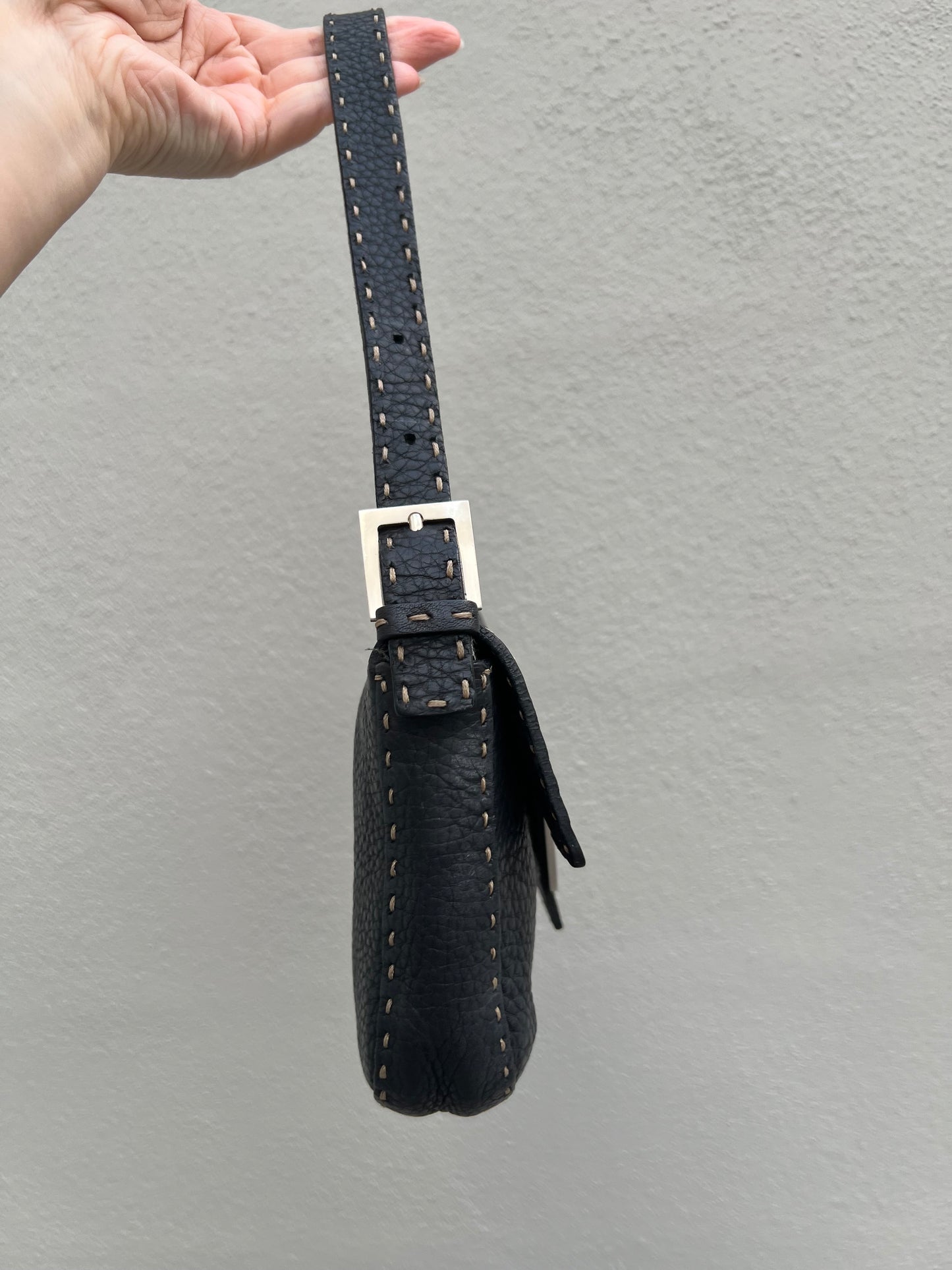 Pre-loved Fendi Baguette Black Cuoio Romano Leather Selleria with Sterling Silver Hardware