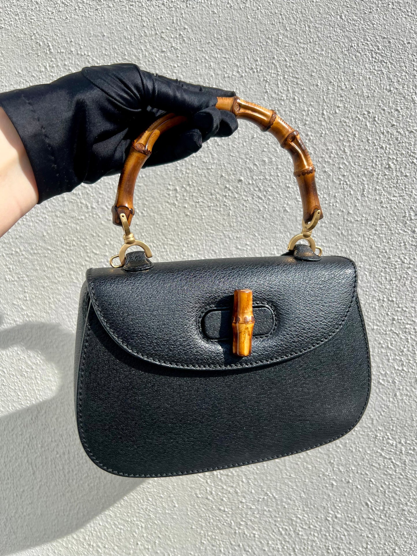 Pre-loved Vintage Gucci Black Leather Bamboo Night 1947 Top Handle Bag 20th Century