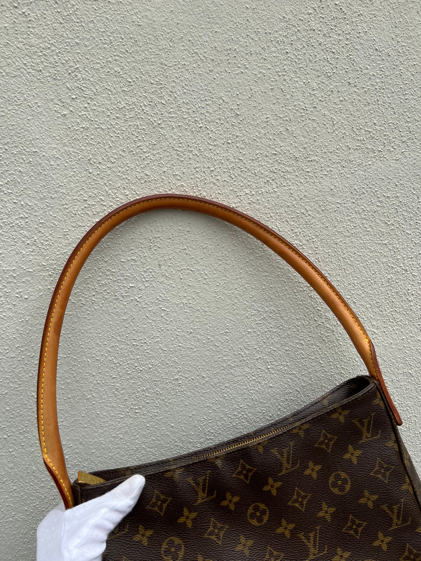 Pre-loved Louis Vuitton Looping Leather Handbag Monogram GM 2002