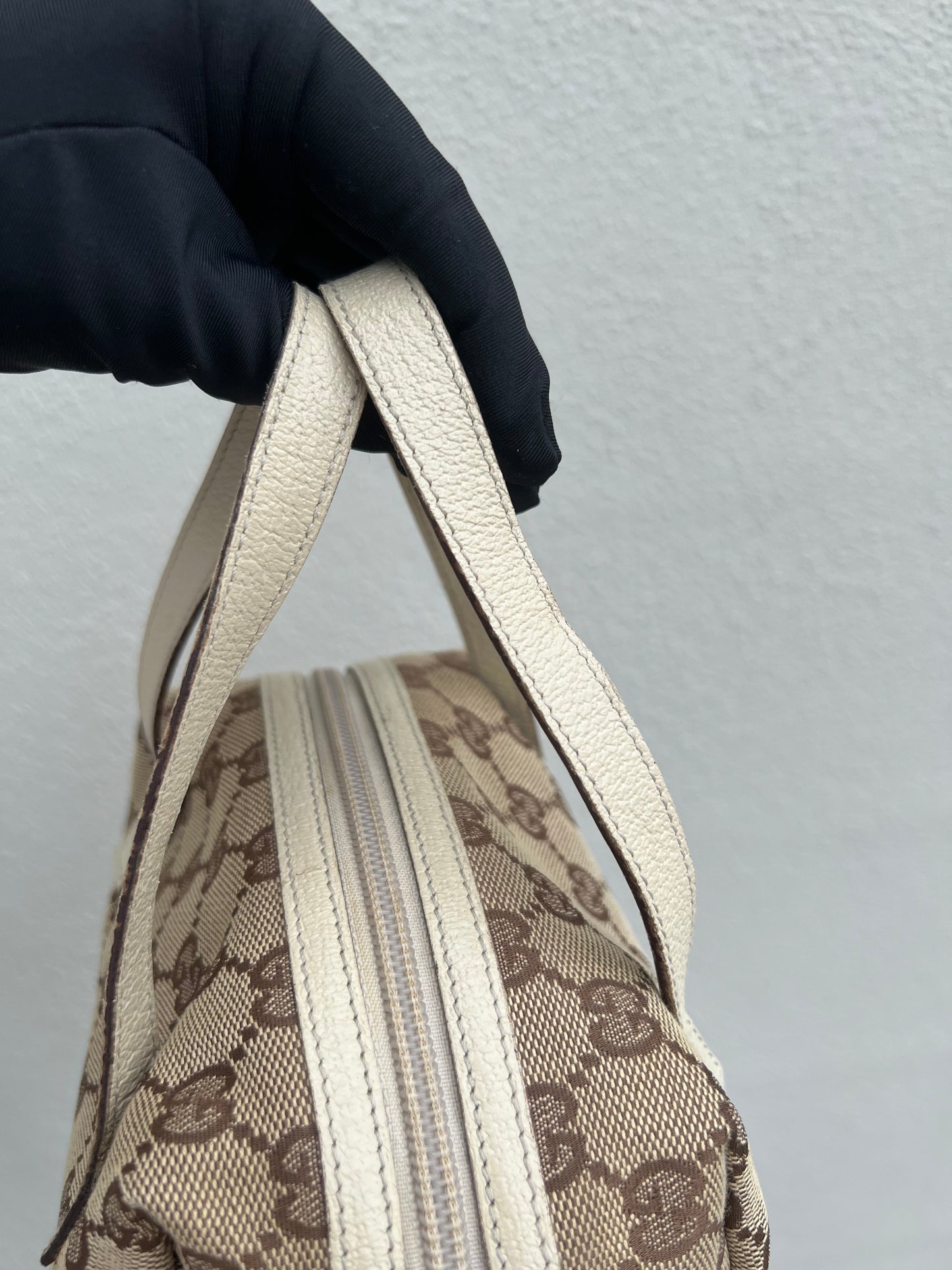 Pre-loved Gucci Y2K GG Canvas Balthus Tofu Bag handbag