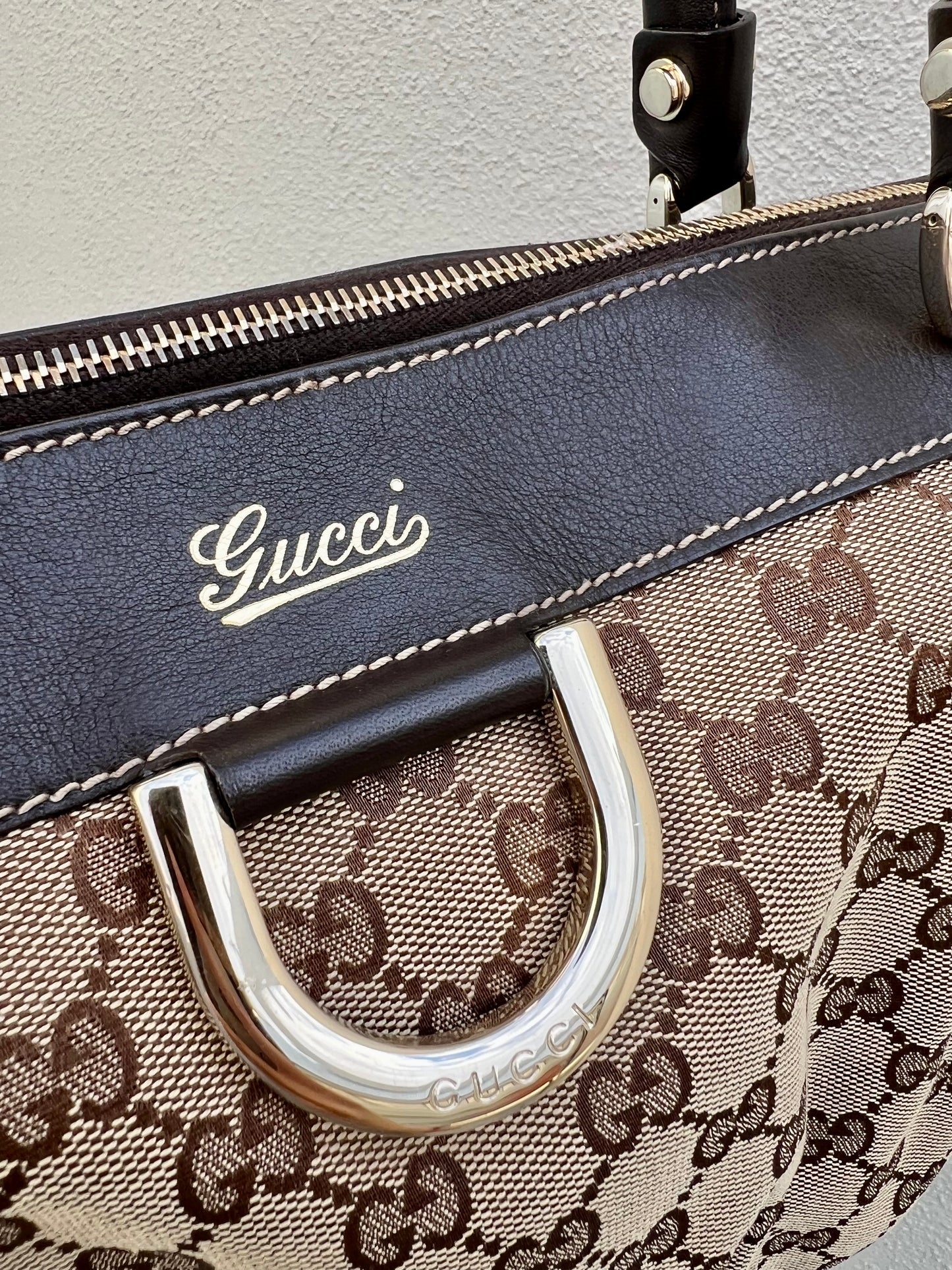 Pre-loved Gucci Beige/Ebony GG Canvas Abbey D-ring Tote Bag