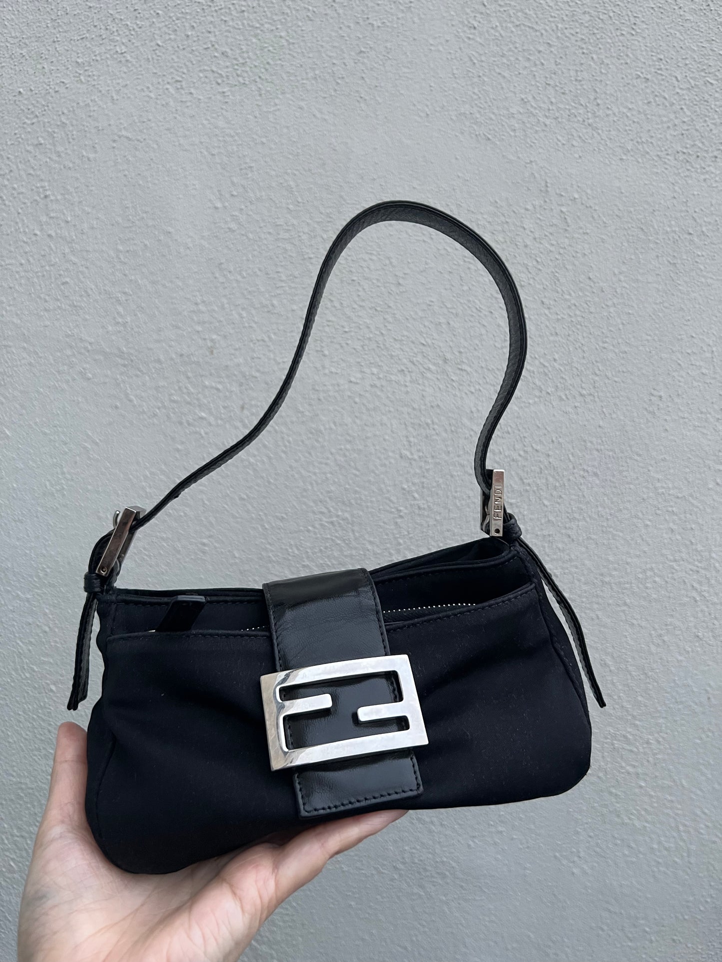 Pre-loved Fendi Mini Baguette Handbag Black