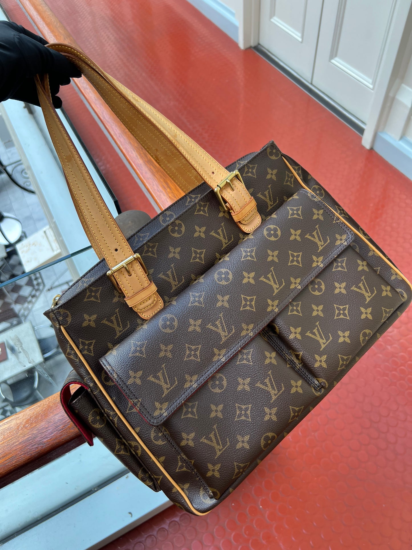 Pre-loved Louis Vuitton Monogram Canvas Multipli Cite Handbag