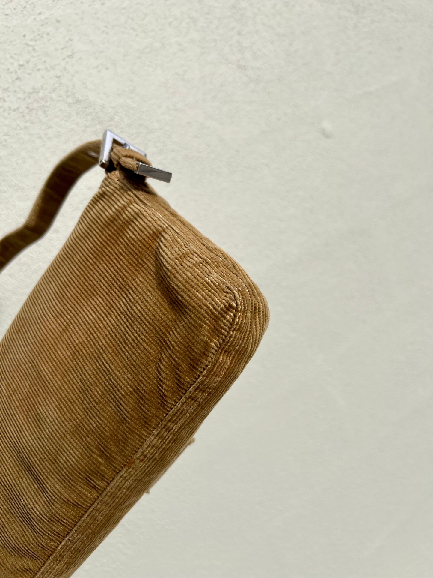 Pre-loved Fendi Camel-toned corduroy Corduroy Baguette Bag