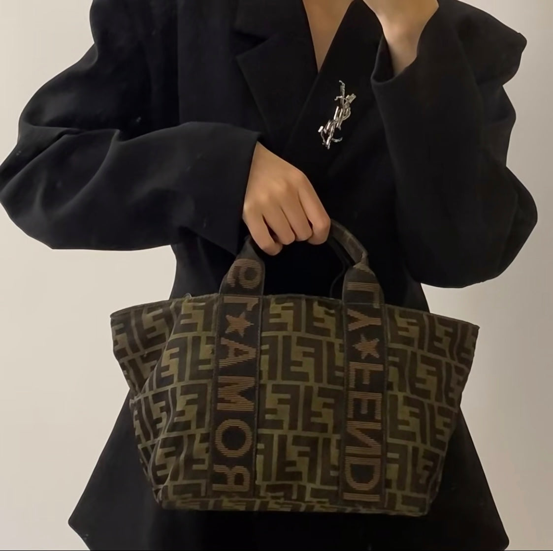 Pre-loved FENDI Zucca Canvas 1925 Tote Tobacco Hand Bag Brown