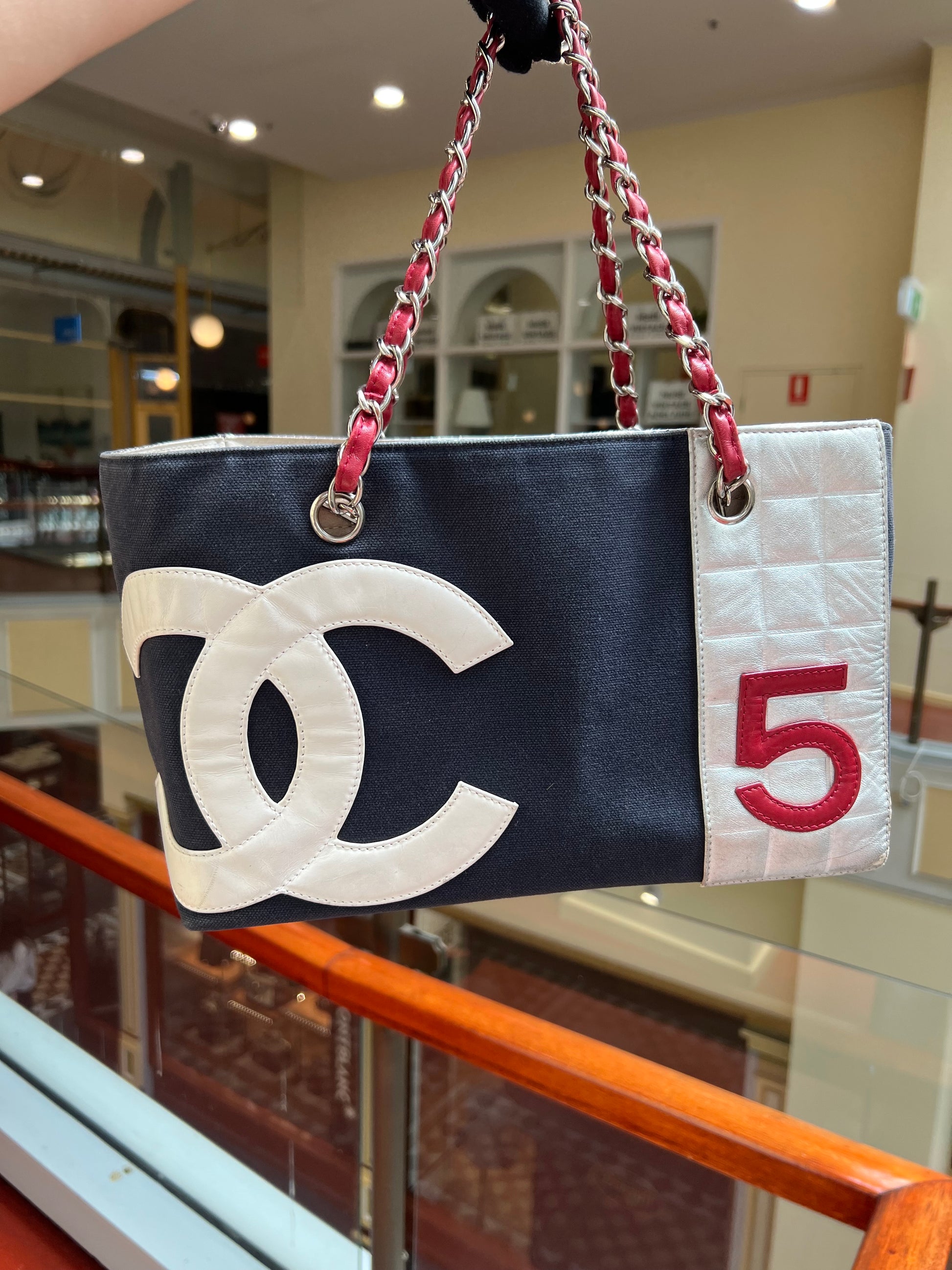 CHANEL Canvas Foil Quilted N°5 Shopper Tote 130066