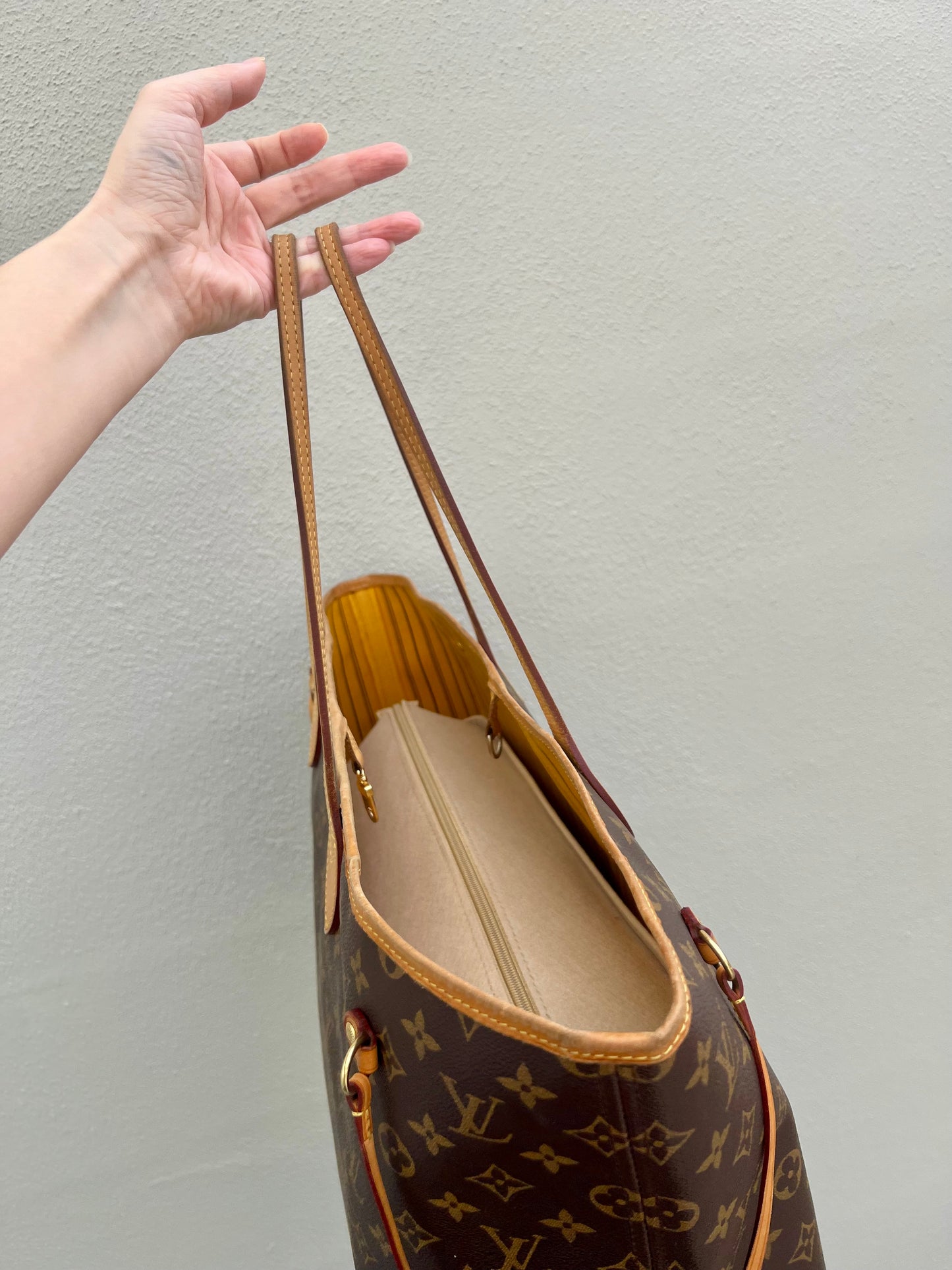 Pre-loved Louis Vuitton Neverfull Leather Tote GM Monogram 2013