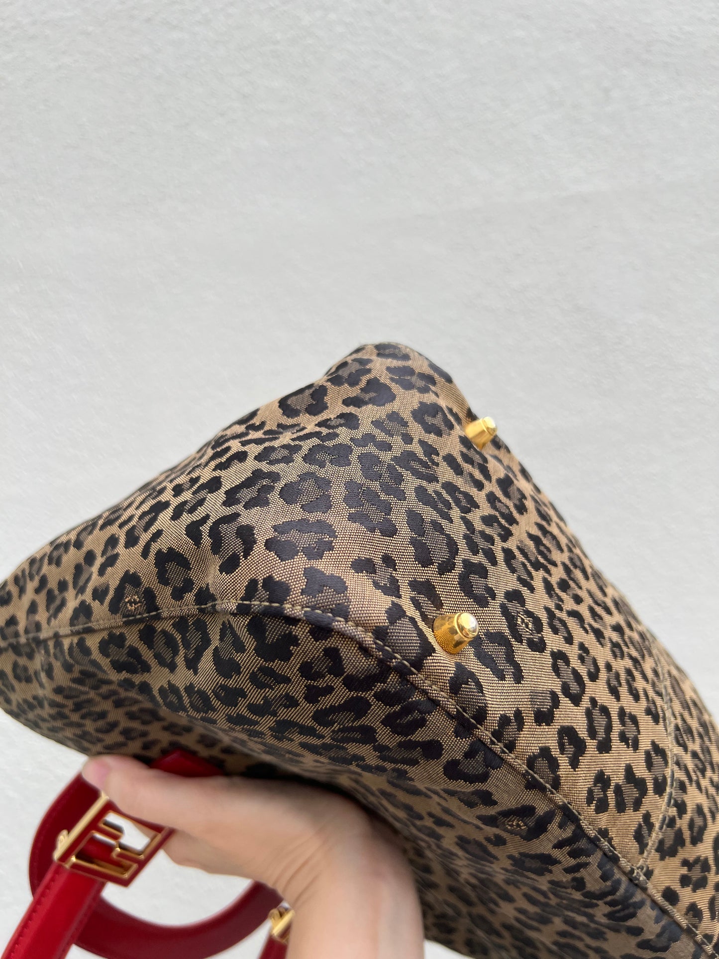Pre-loved Fendi Leopard Print Tote Bag with Red Handles